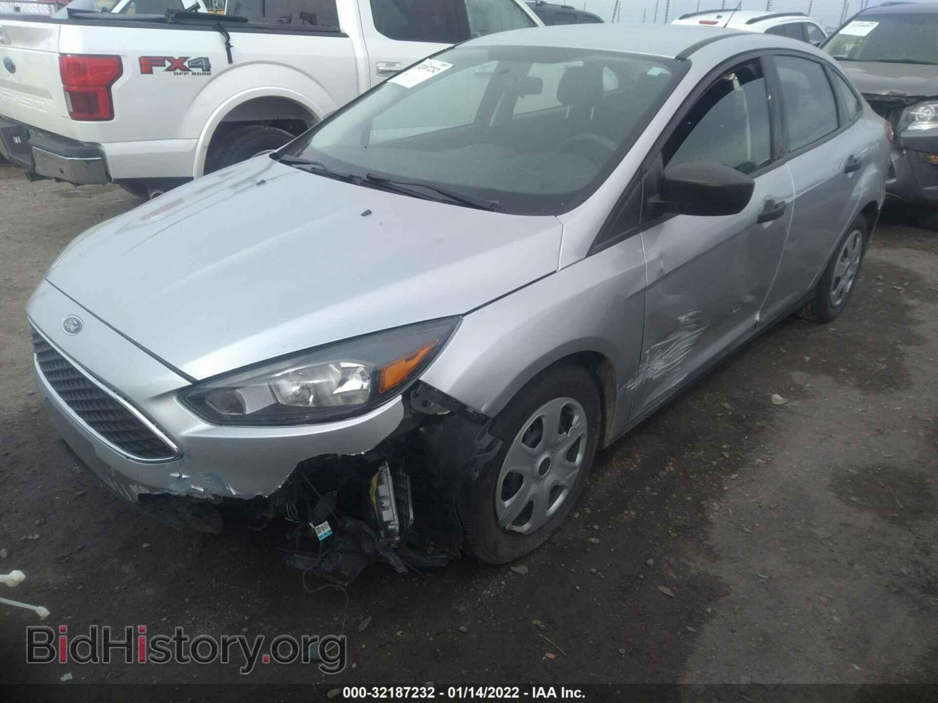 2017 FORD FOCUS - VIN: 1FADP3E26HL211812 - Photo 2