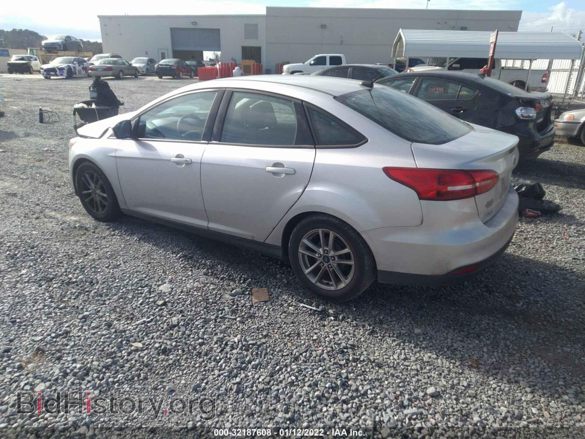 2016 FORD FOCUS - VIN: 1FADP3F2XGL235124 - Фото 3