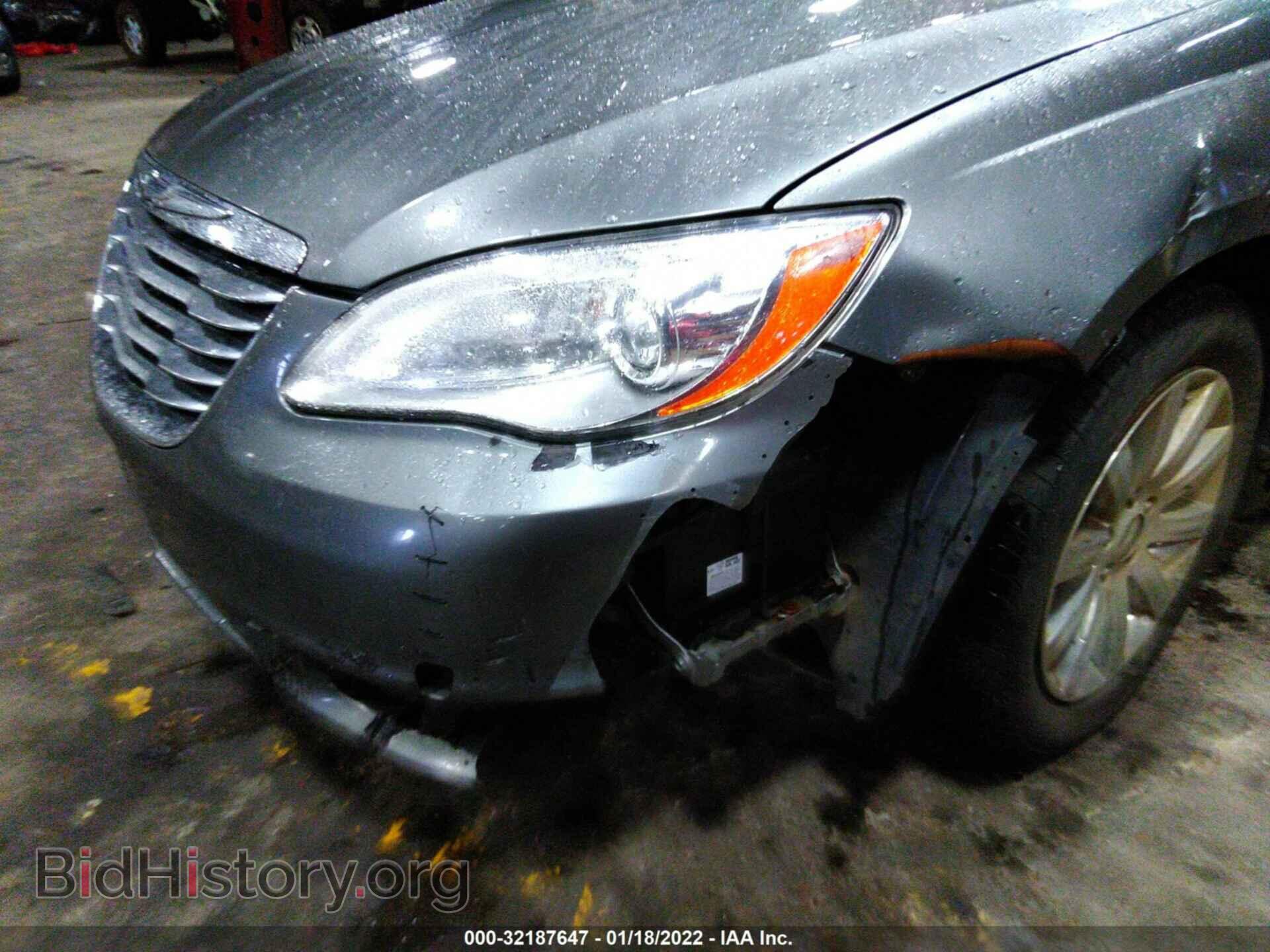 2011 CHRYSLER 200 - VIN: 1C3BC1FB8BN579781 - Фото 6