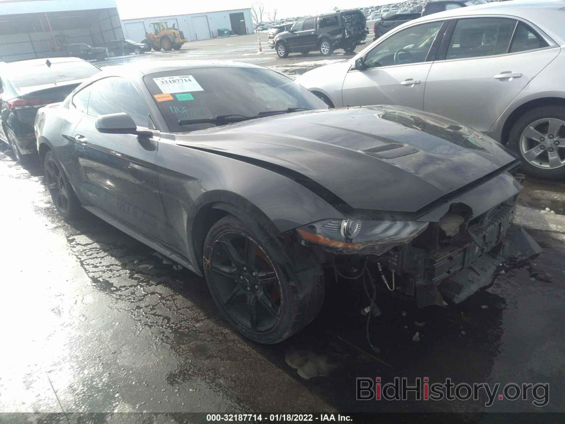 Photo 1FA6P8TH0J5180757 - FORD MUSTANG 2018