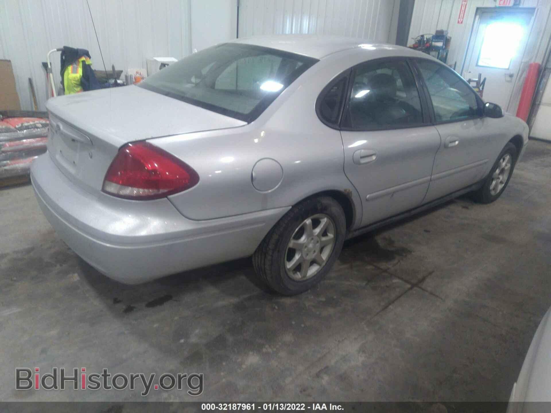 2006 FORD TAURUS - VIN: 1FAFP56U46A204239 - Фото 4