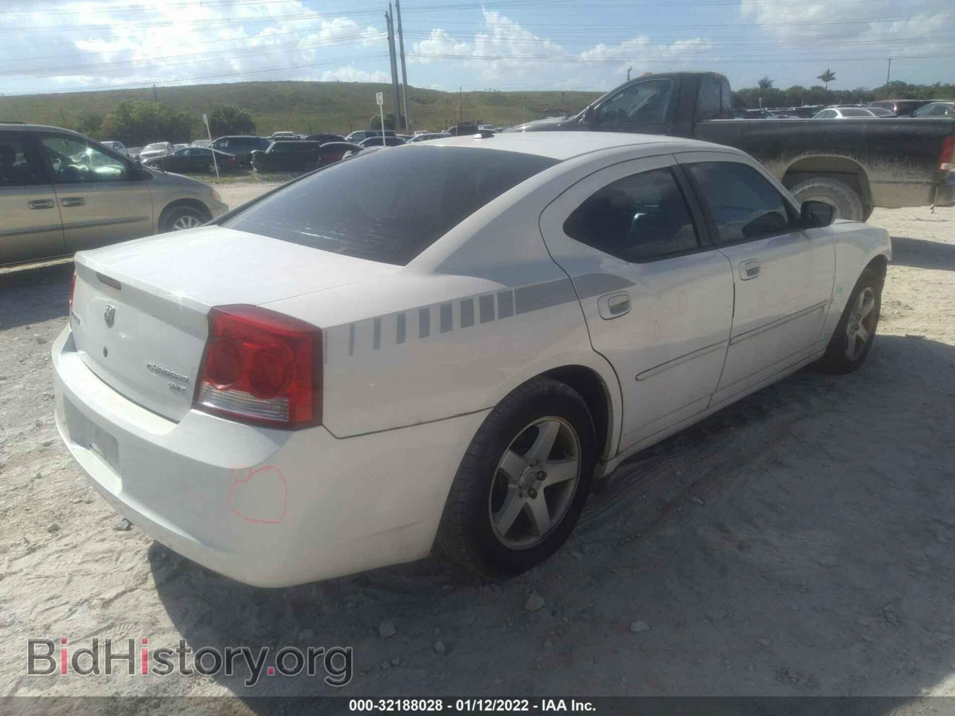 2010 DODGE CHARGER - VIN: 2B3CA3CV9AH185764 - Фото 4