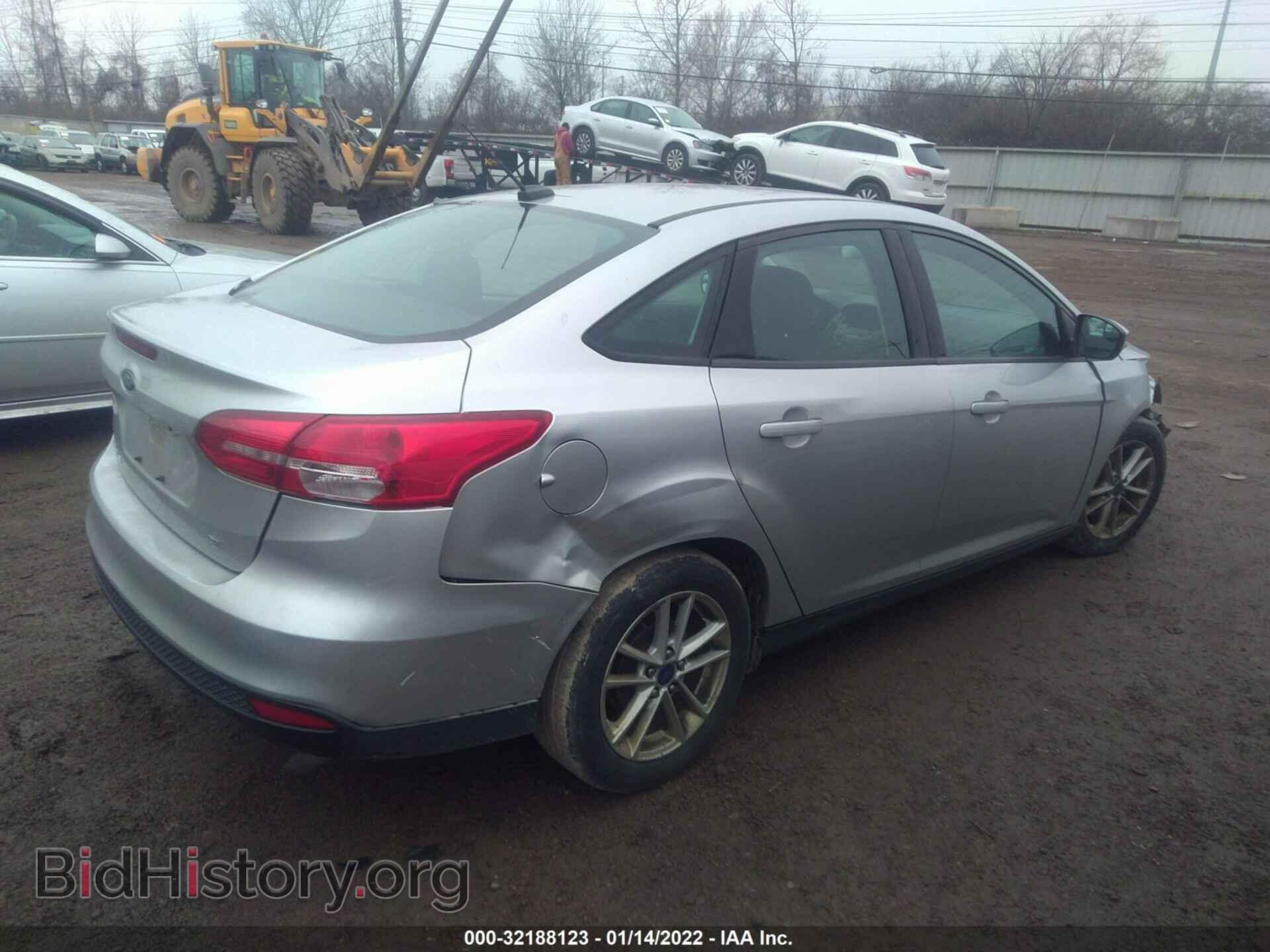 2017 FORD FOCUS - VIN: 1FADP3F29HL243572 - Фото 4