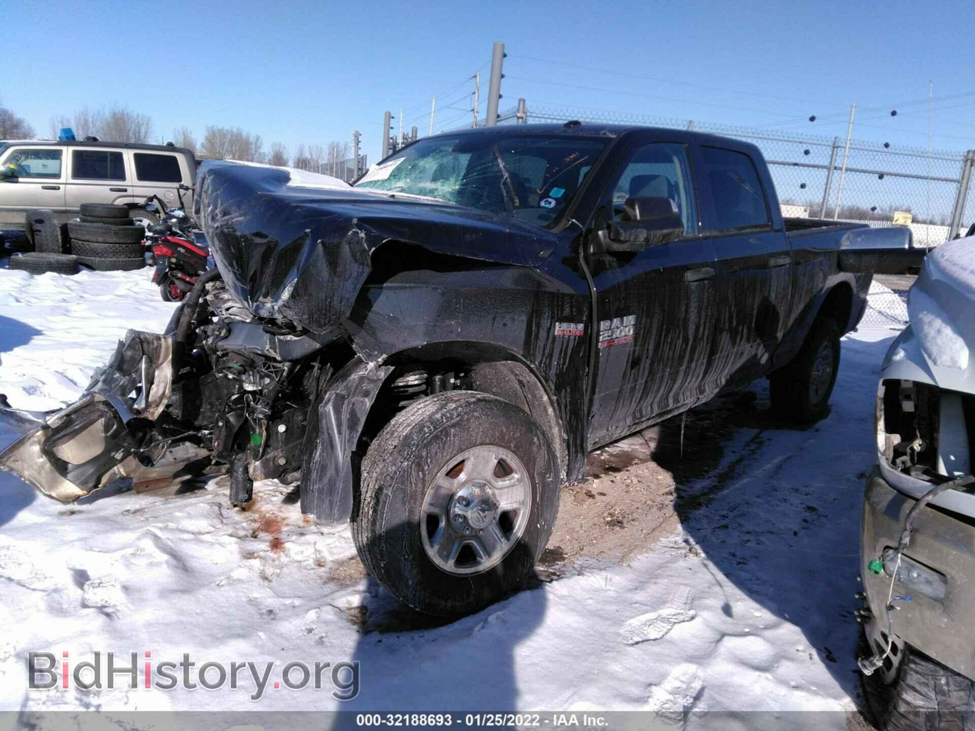 2018 RAM 2500 - VIN: 3C6UR5CJ1JG343686 - Фото 2