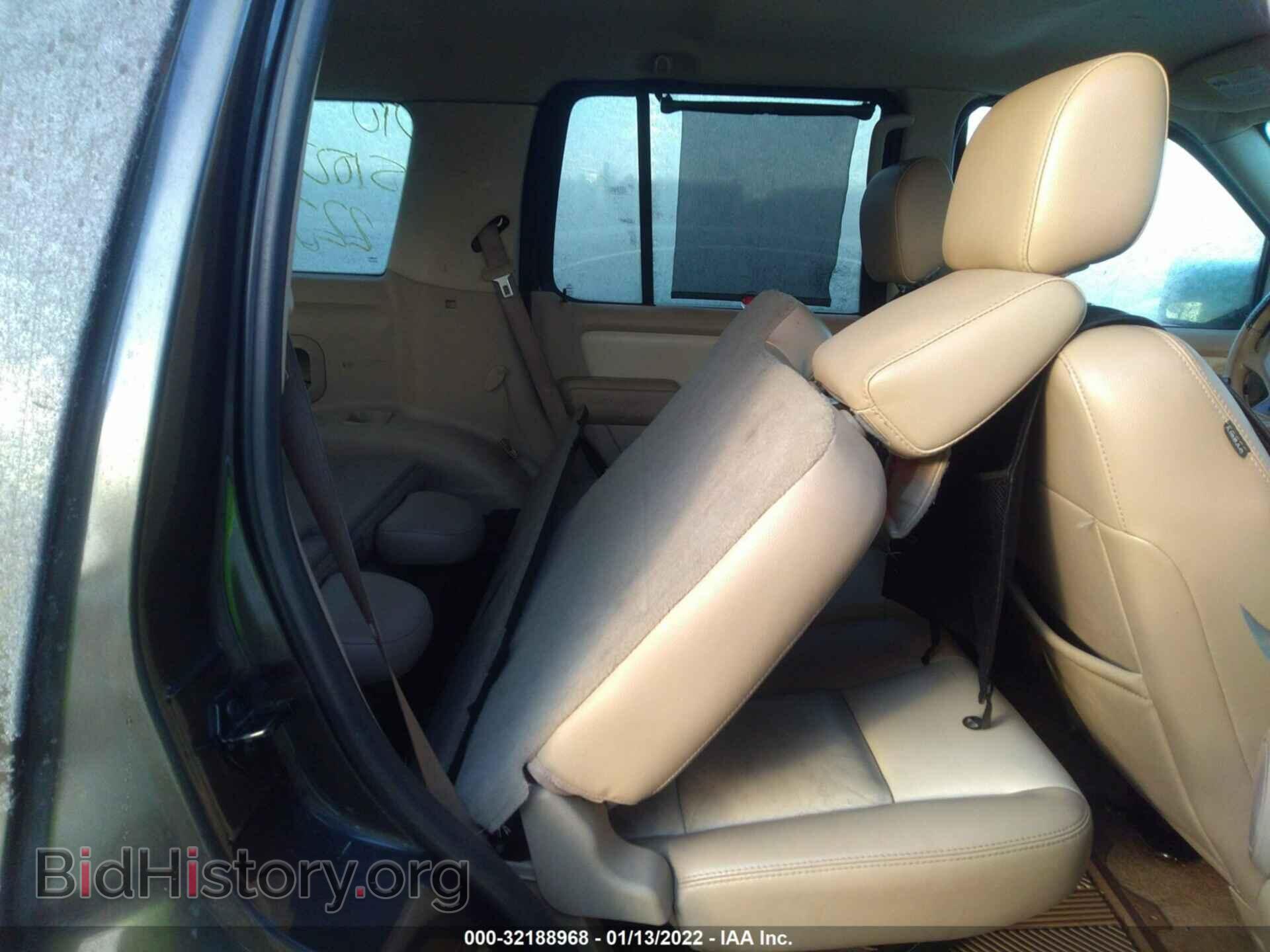 2006 FORD EXPLORER - VIN: 1FMEU74E06UB21861 - Фото 8