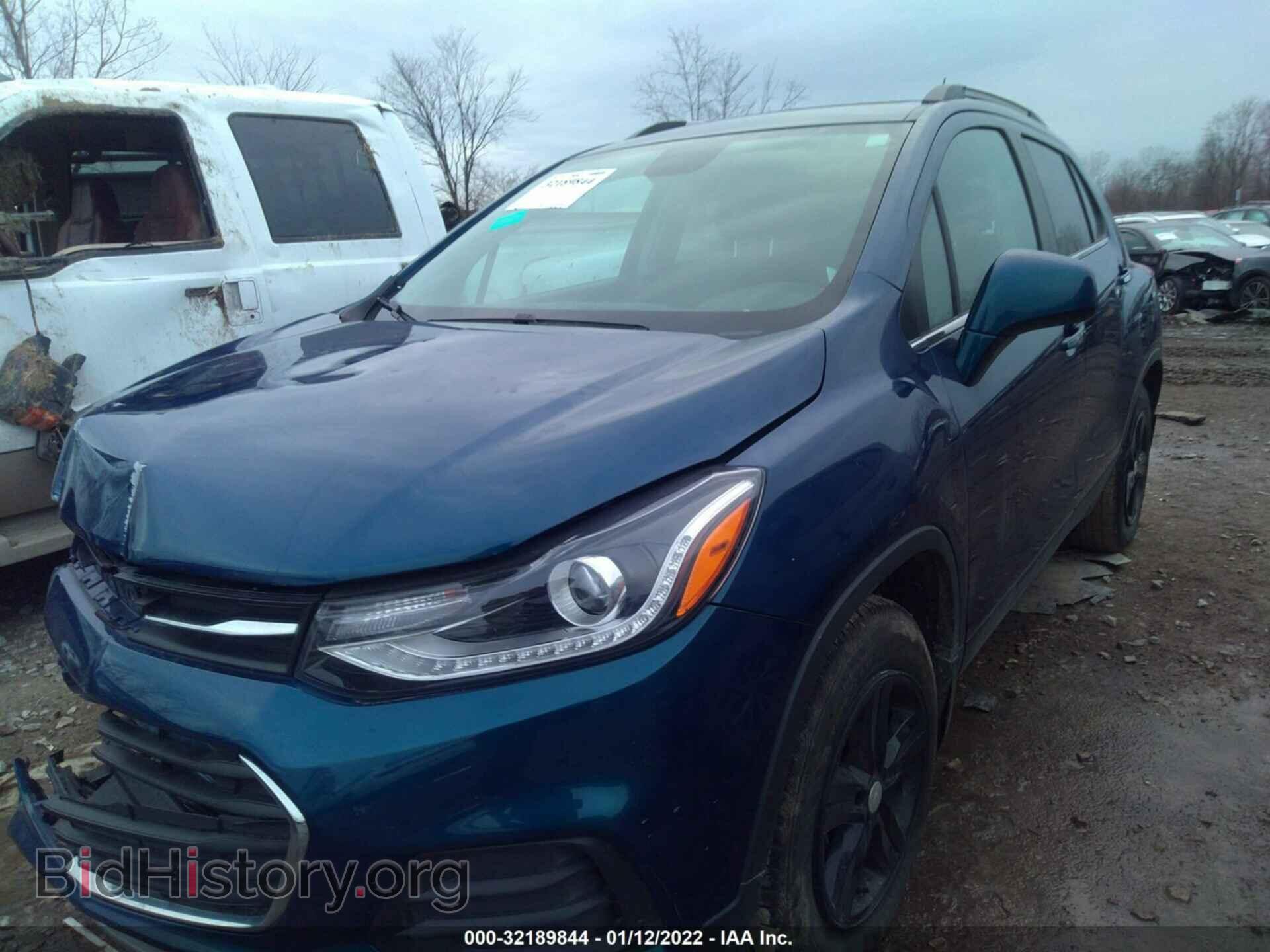 2019 CHEVROLET TRAX - VIN: 3GNCJLSB3KL292461 - Фото 2