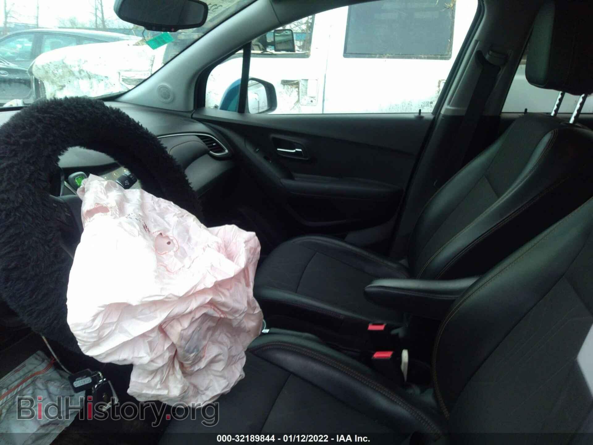 2019 CHEVROLET TRAX - VIN: 3GNCJLSB3KL292461 - Фото 5