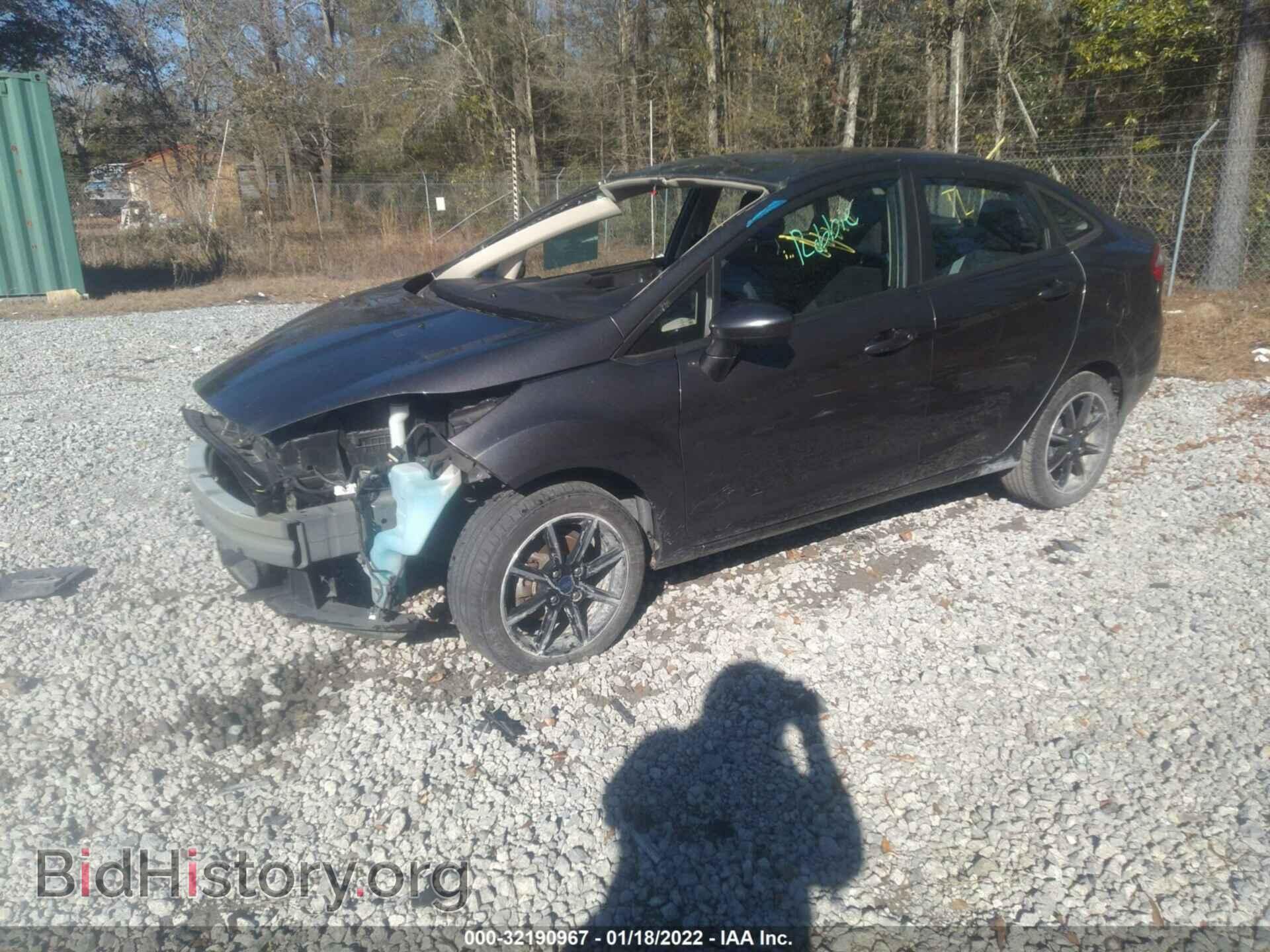 2018 FORD FIESTA - VIN: 3FADP4BJ0JM144940 - Фото 2