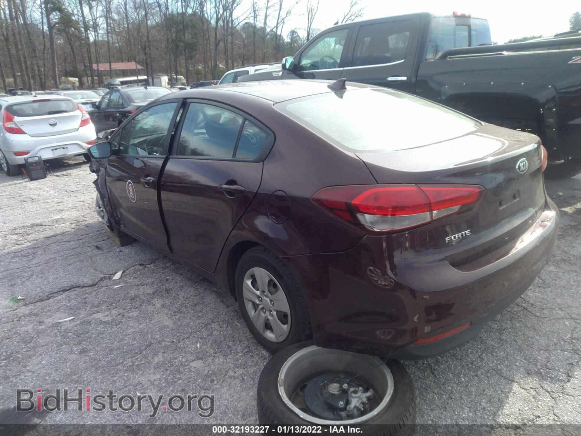 2017 KIA FORTE - VIN: 3KPFK4A78HE143305 - Фото 3