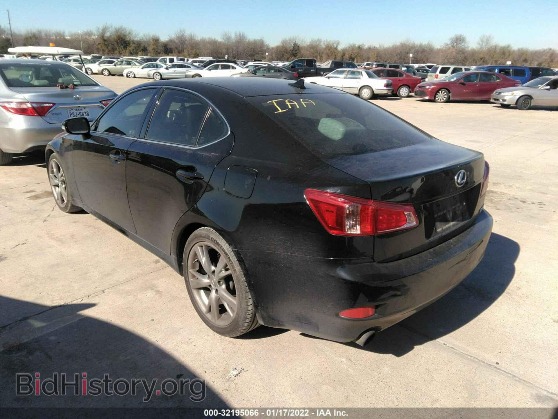 2011 LEXUS IS 250 - VIN: JTHBF5C28B5150637 - Фото 3
