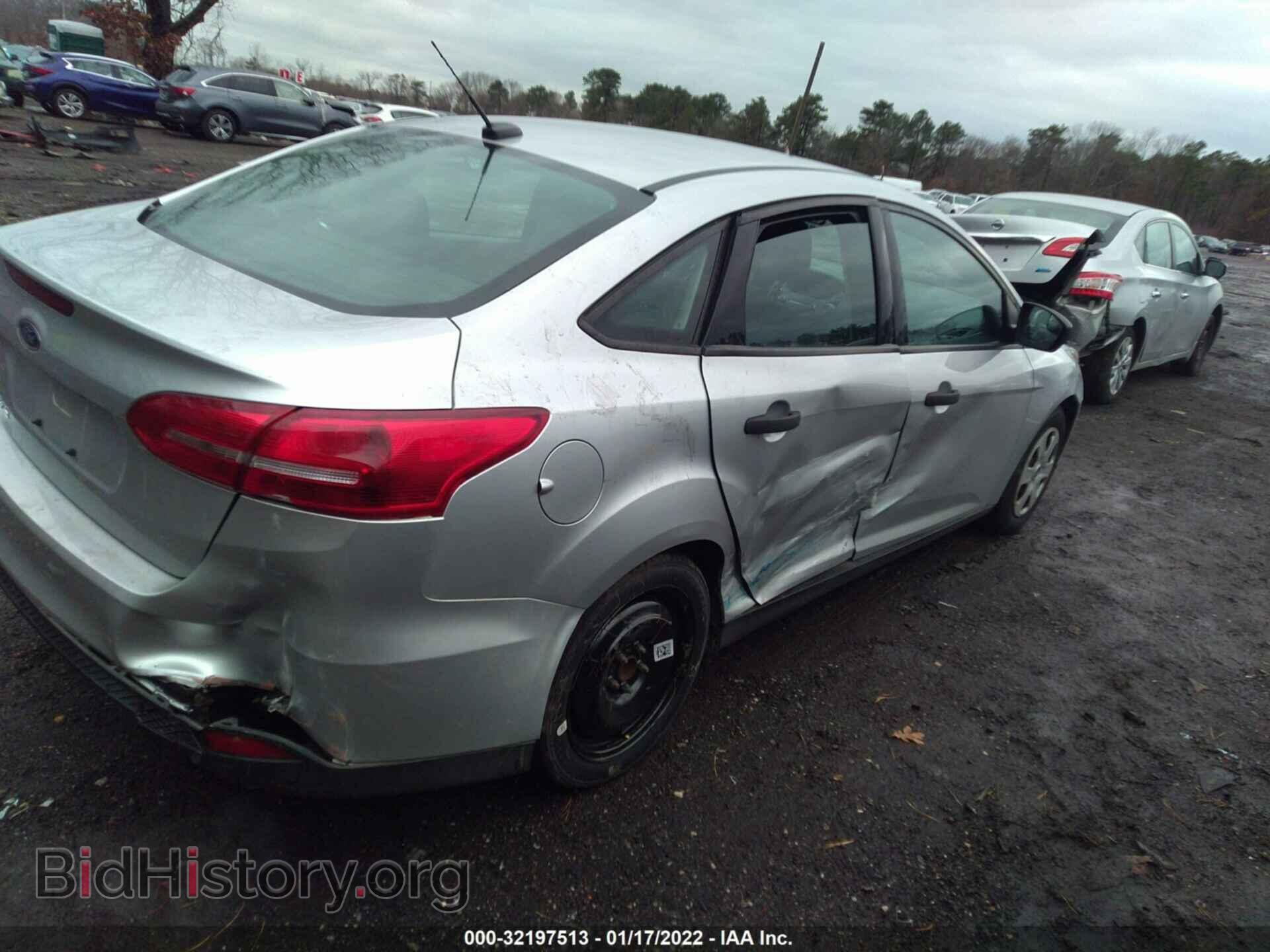 2016 FORD FOCUS - VIN: 1FADP3E26GL228057 - Photo 4