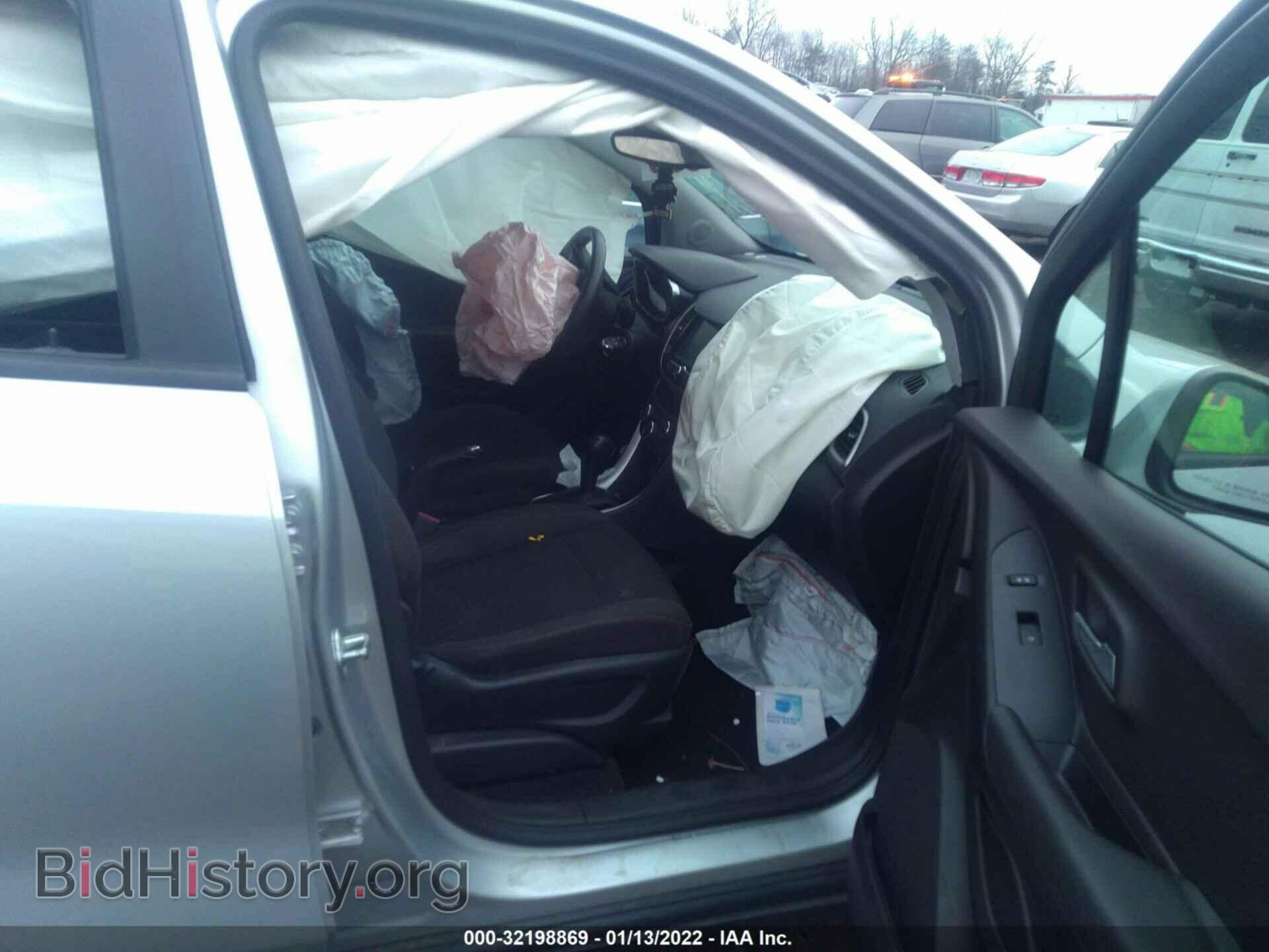 2017 CHEVROLET TRAX - VIN: 3GNCJKSB3HL273234 - Фото 5