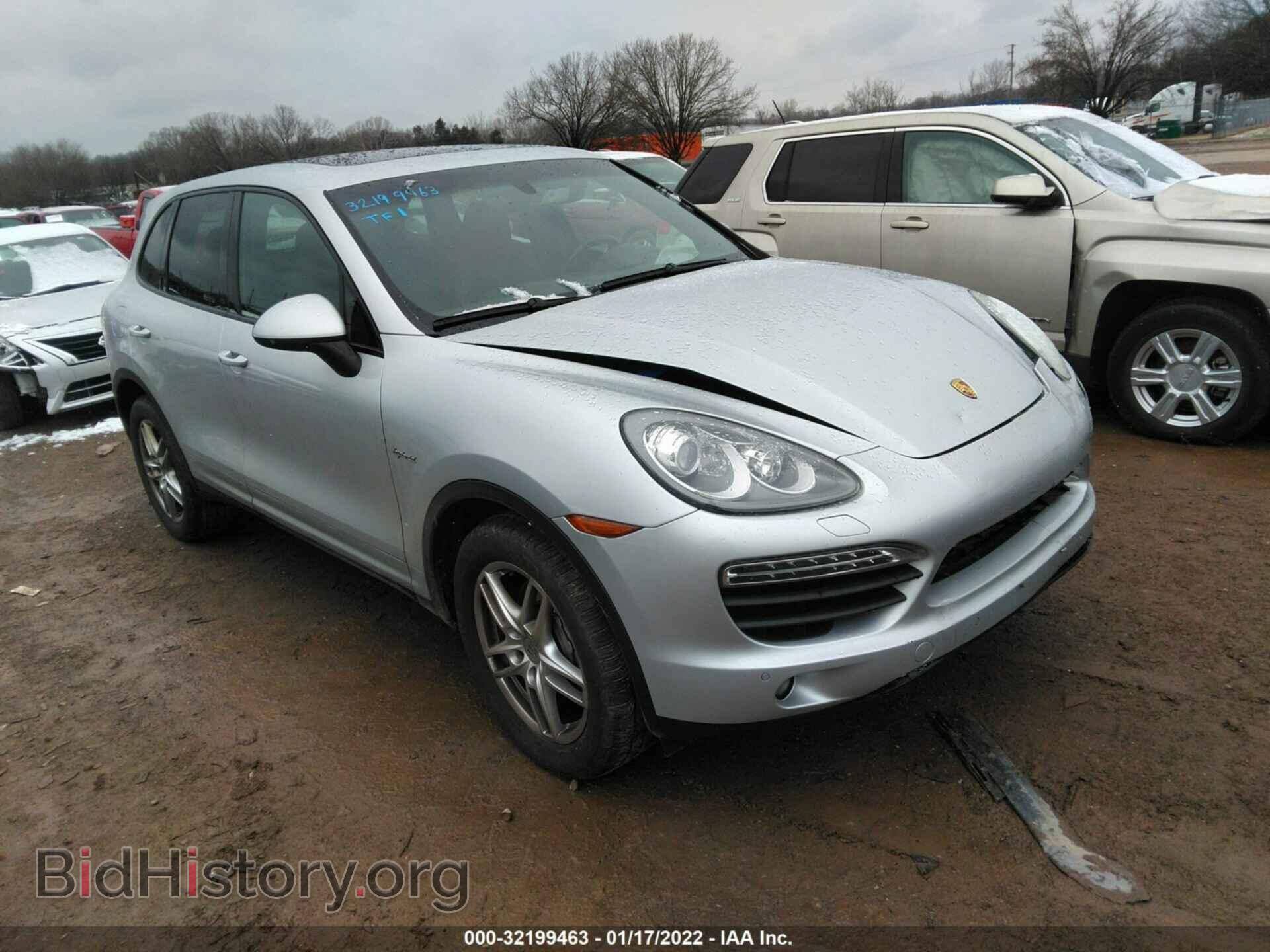 Photo WP1AE2A27CLA90542 - PORSCHE CAYENNE 2012