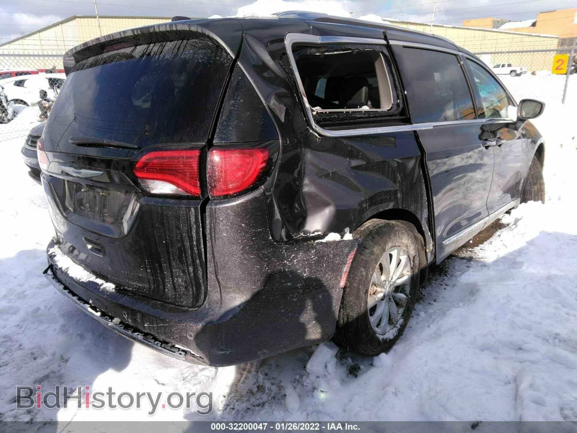 2019 CHRYSLER PACIFICA - VIN: 2C4RC1BG5KR686950 - Фото 3