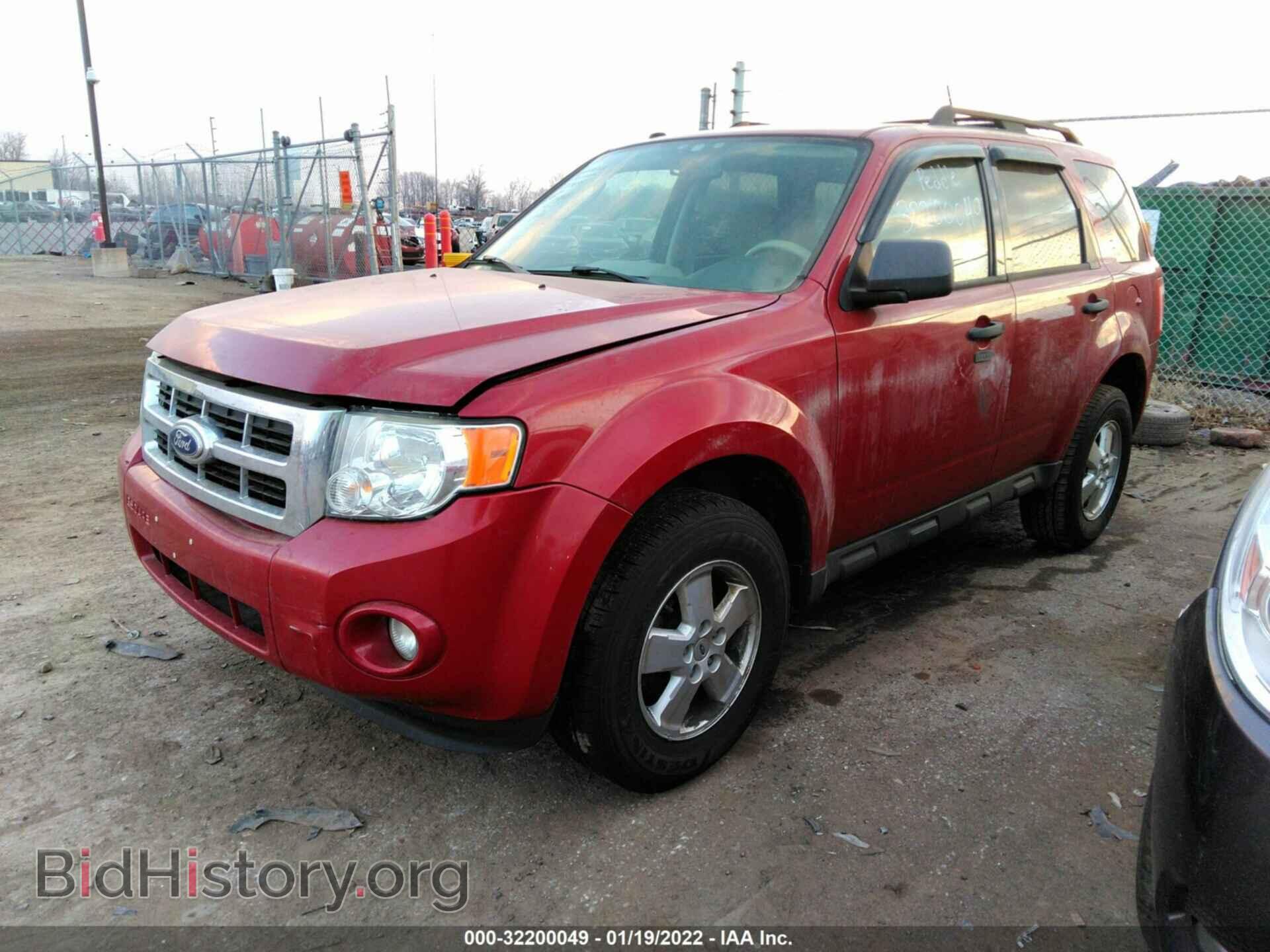 2011 FORD ESCAPE - VIN: 1FMCU0D79BKA05399 - Фото 2