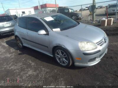 2007 Volkswagen RABBIT, silver — VIN WVWAR71K77W052932, IAAI