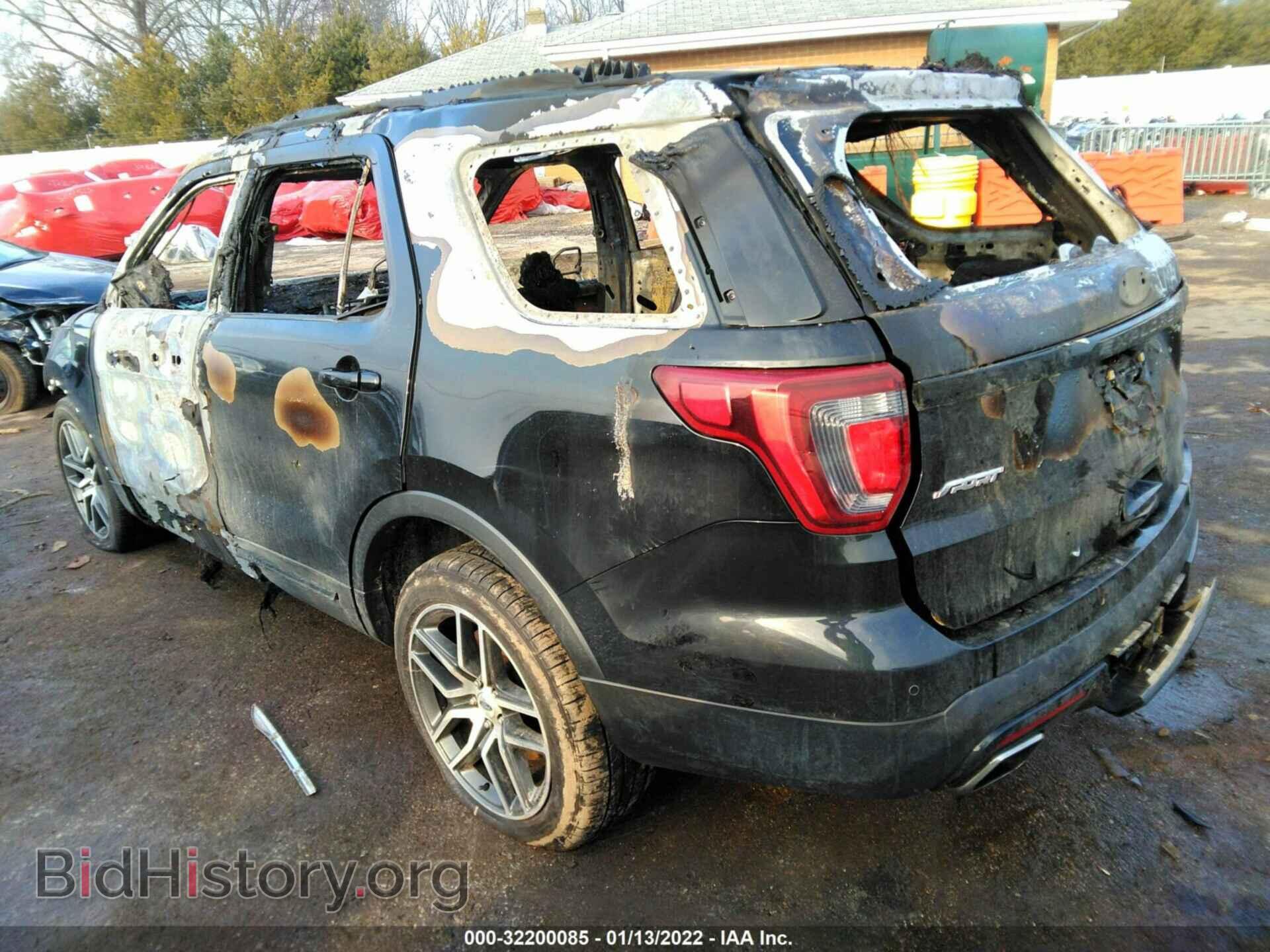 2017 FORD EXPLORER - VIN: 1FM5K8GT9HGA57956 - Фото 3