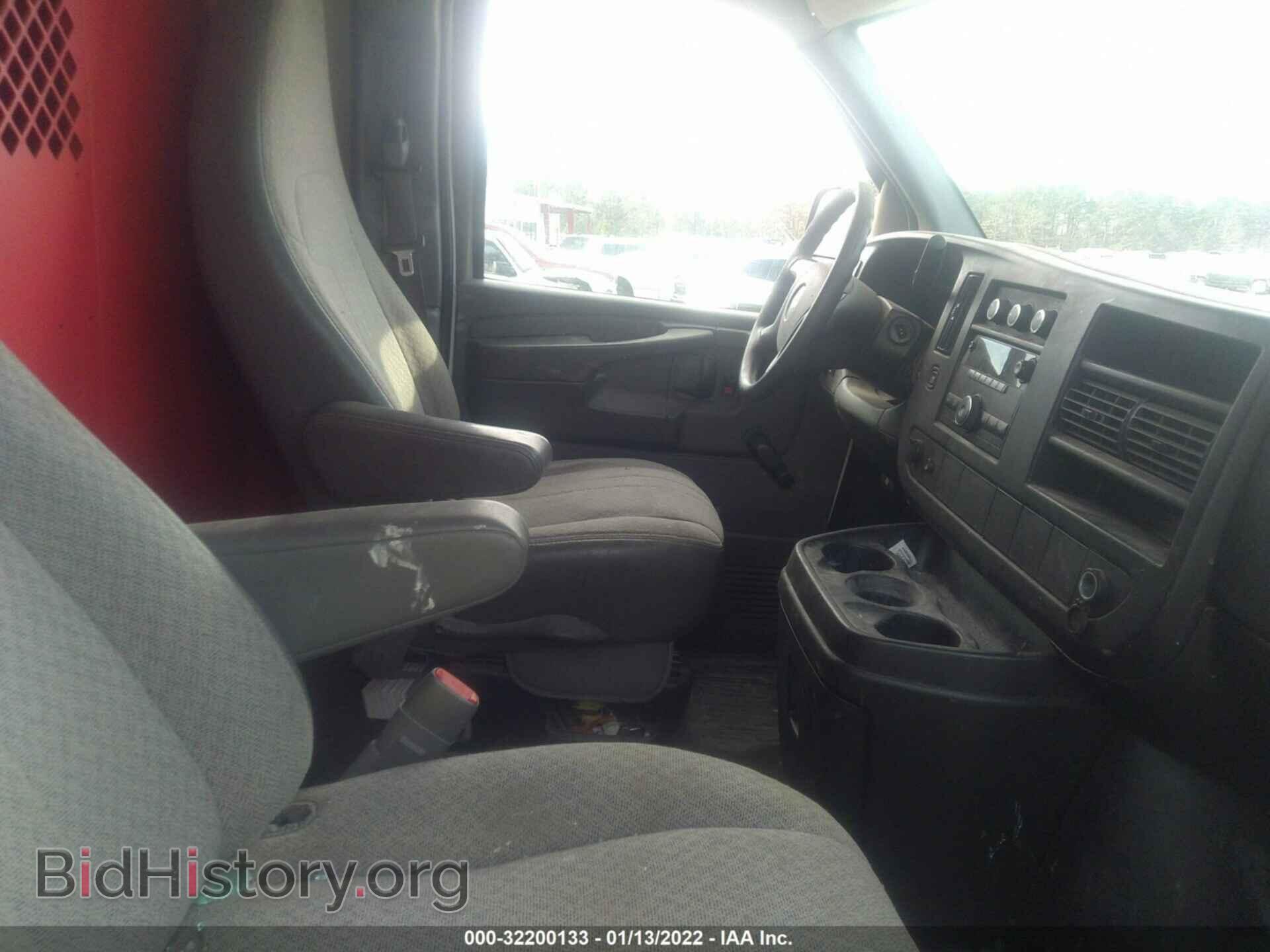 2013 CHEVROLET EXPRESS CARGO VAN - VIN: 1GCWGFBA5D1173091 - Photo 5
