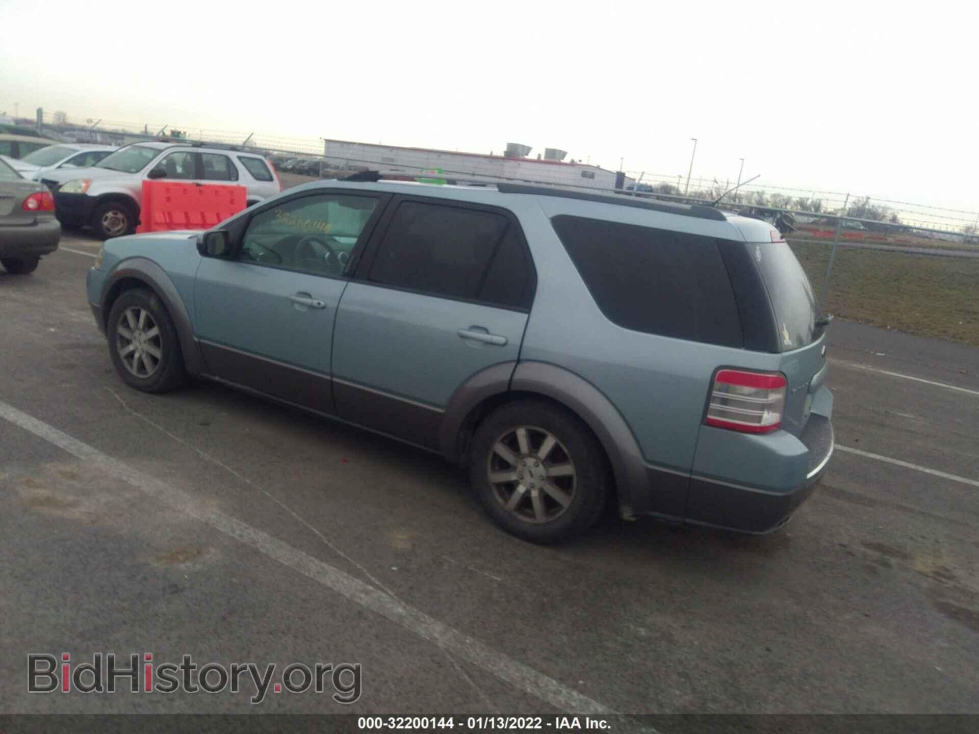 2008 FORD TAURUS X - VIN: 1FMDK05W98GA26720 - Фото 3