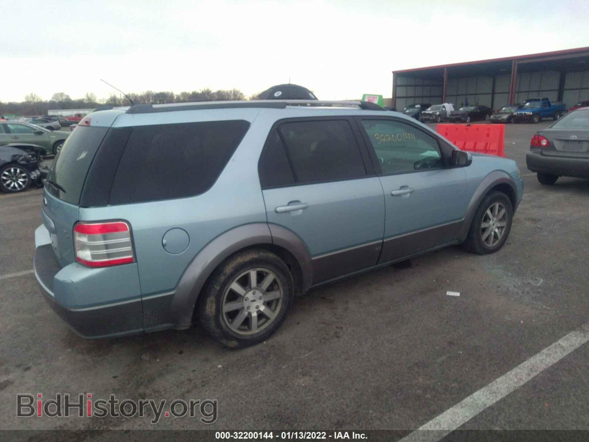 2008 FORD TAURUS X - VIN: 1FMDK05W98GA26720 - Фото 4