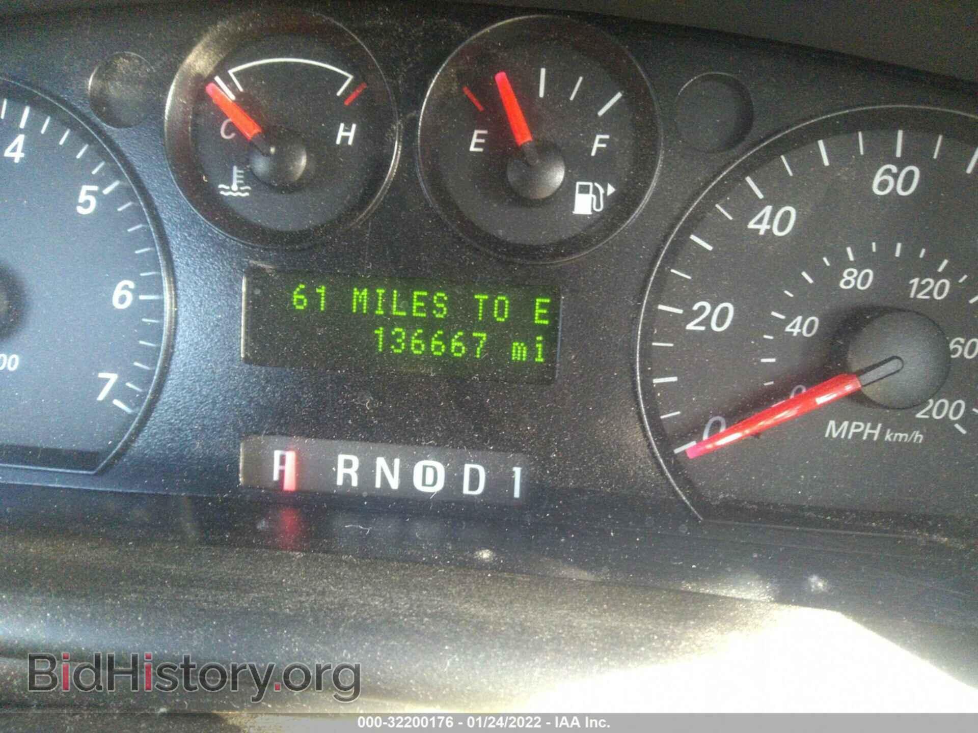 2006 FORD TAURUS - VIN: 1FAFP53U56A213178 - Фото 7
