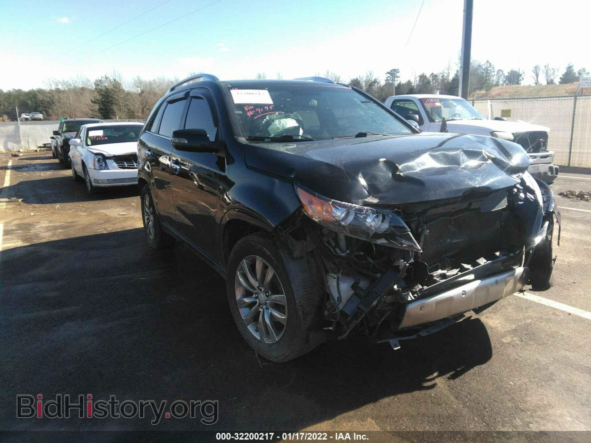 Photo 5XYKW4A29BG127017 - KIA SORENTO 2011