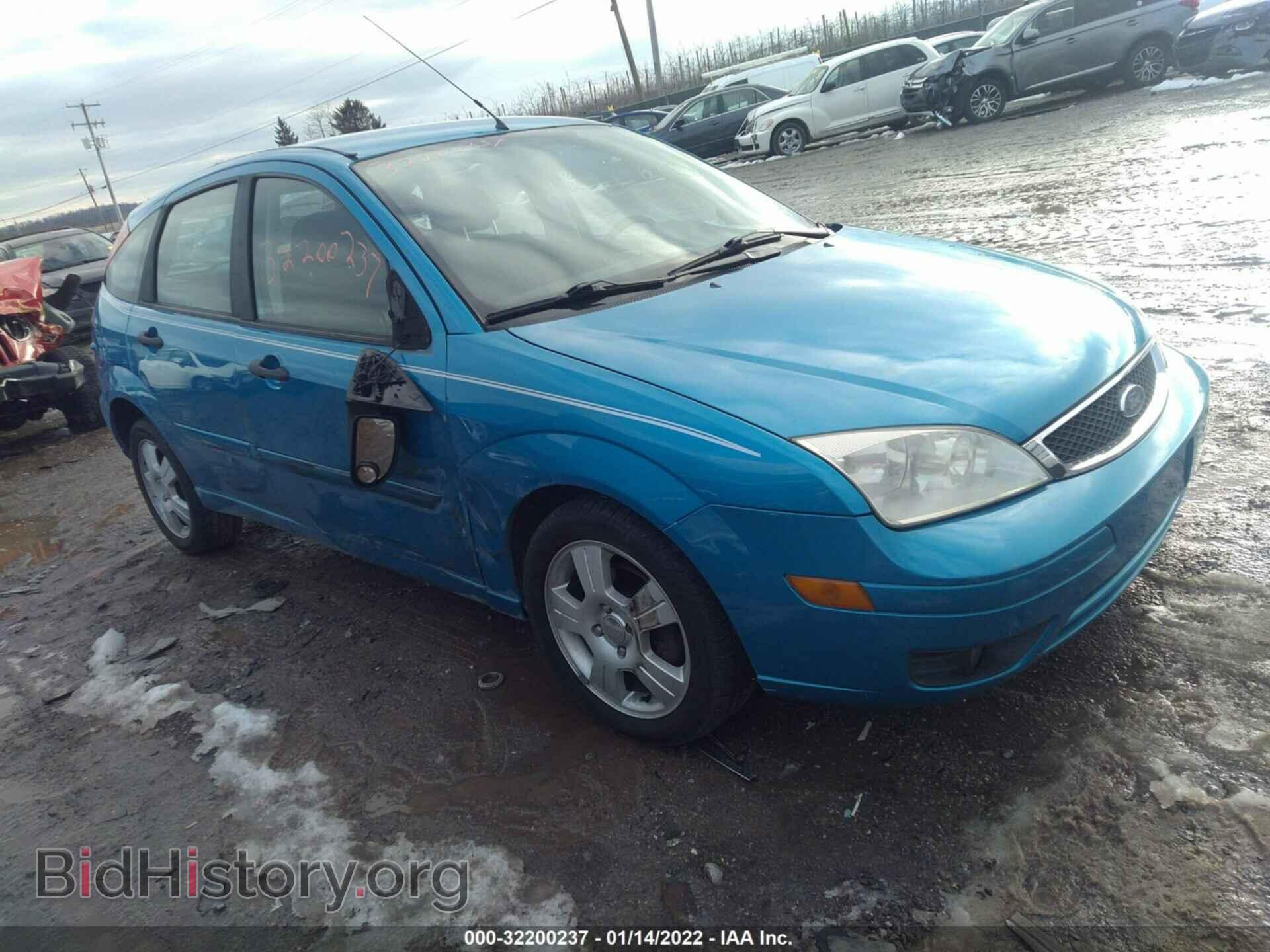Photo 1FAHP37NX7W201239 - FORD FOCUS 2007