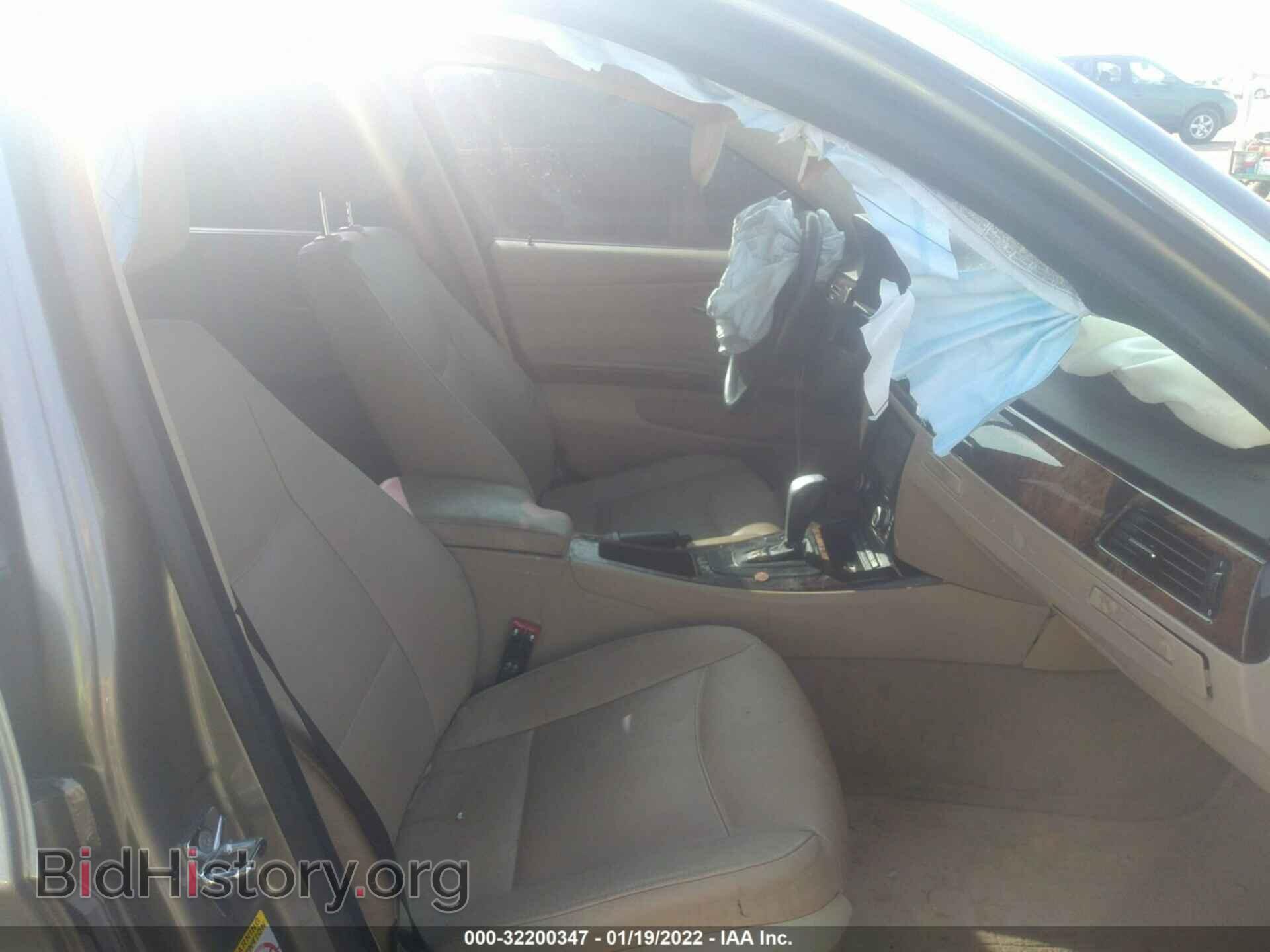 2008 BMW 3 SERIES - VIN: WBAVB73578VH25125 - Фото 5
