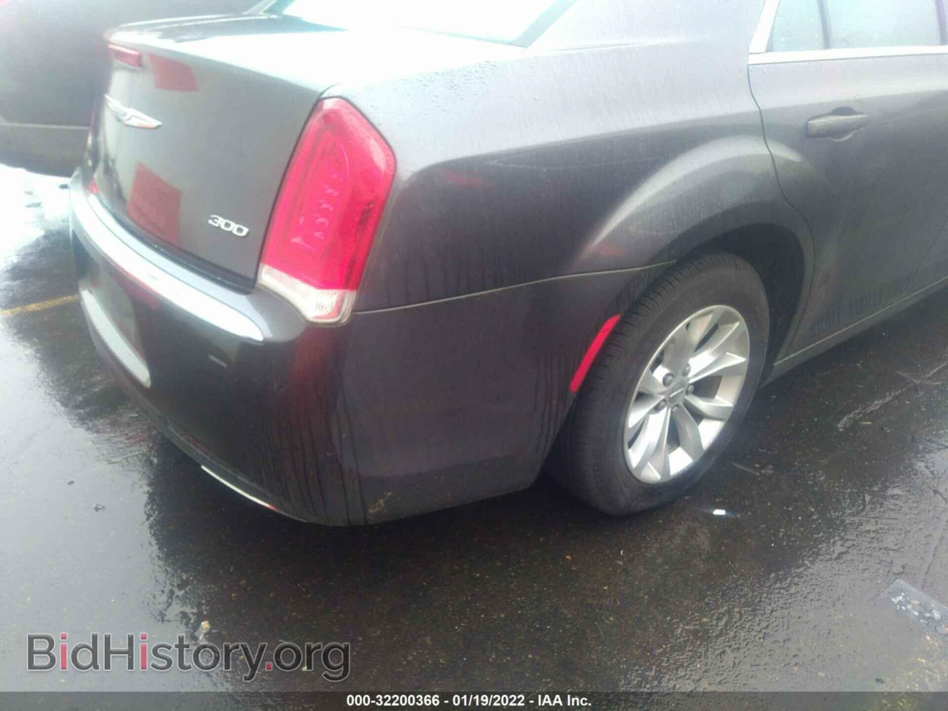 2016 CHRYSLER 300 - VIN: 2C3CCAAG1GH135441 - Фото 6