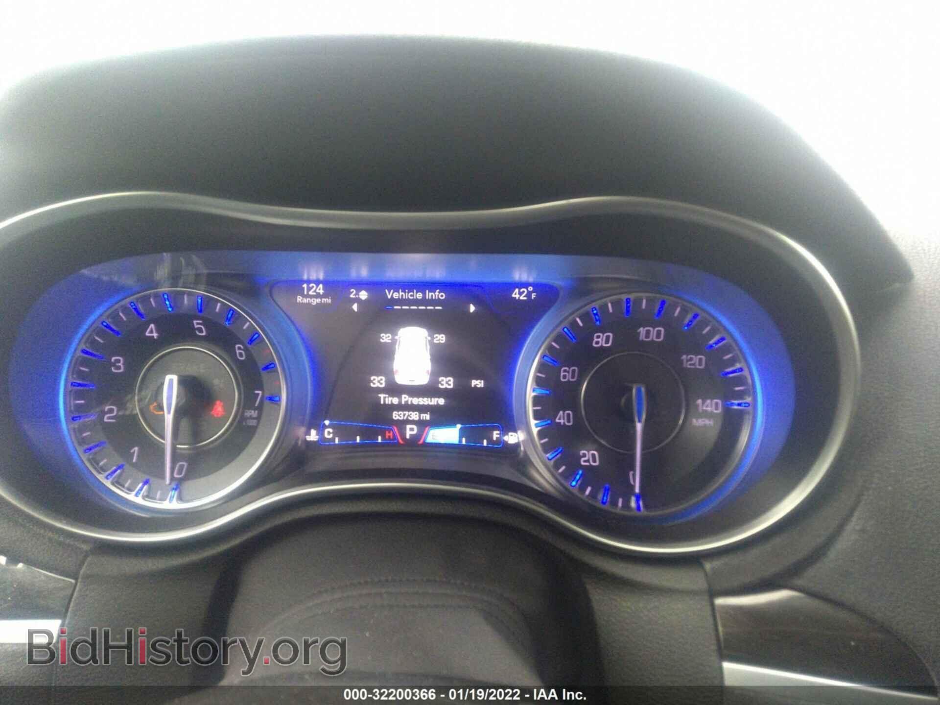 2016 CHRYSLER 300 - VIN: 2C3CCAAG1GH135441 - Фото 7