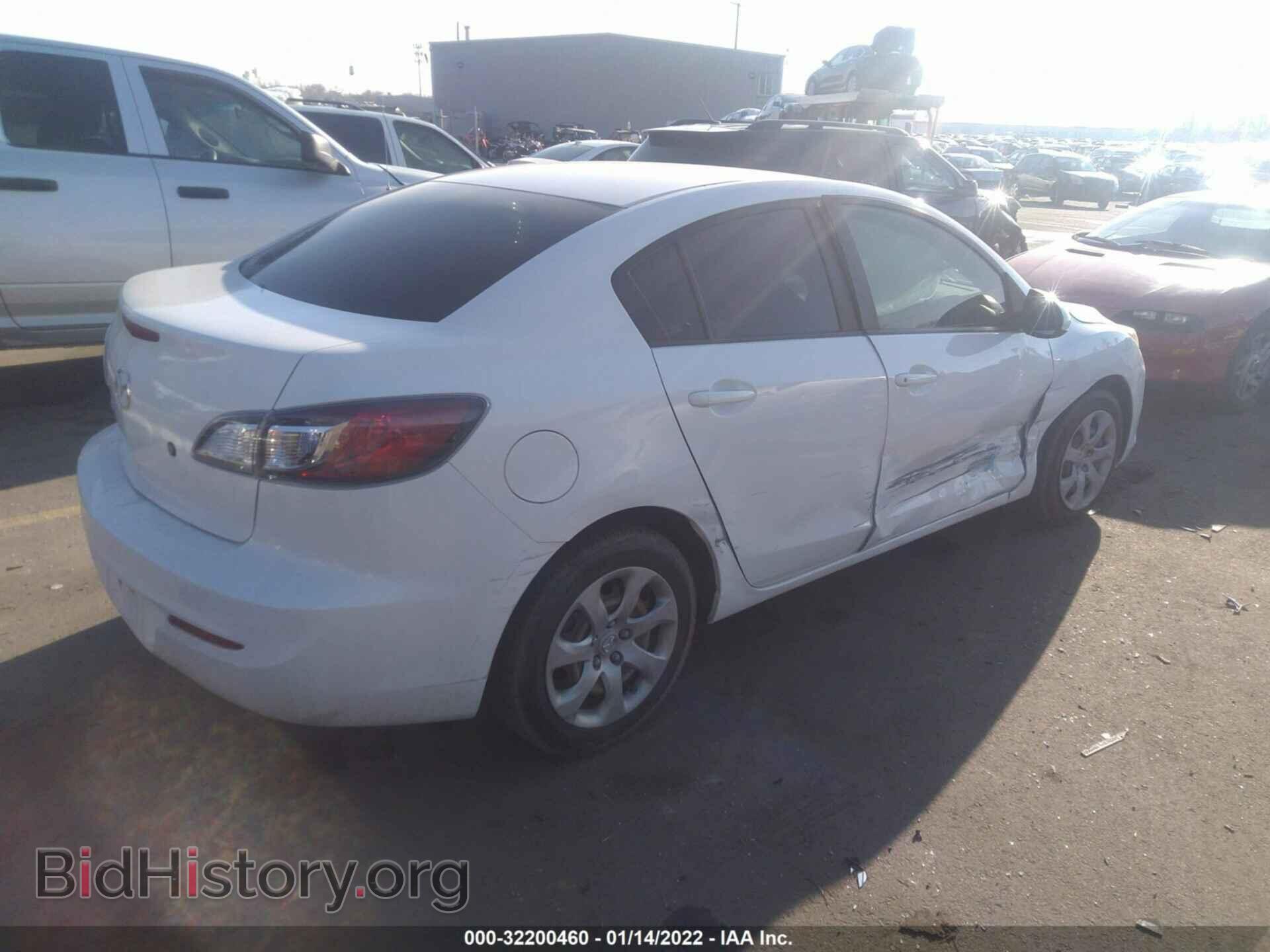 2013 MAZDA MAZDA3 - VIN: JM1BL1TF9D1840669 - Фото 4