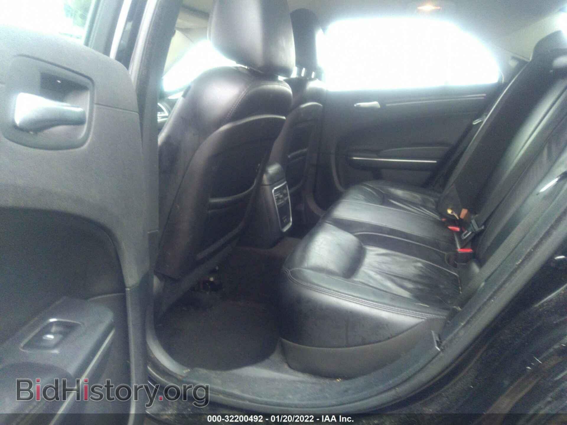 2015 CHRYSLER 300 - VIN: 2C3CCAAG6FH766457 - Фото 8