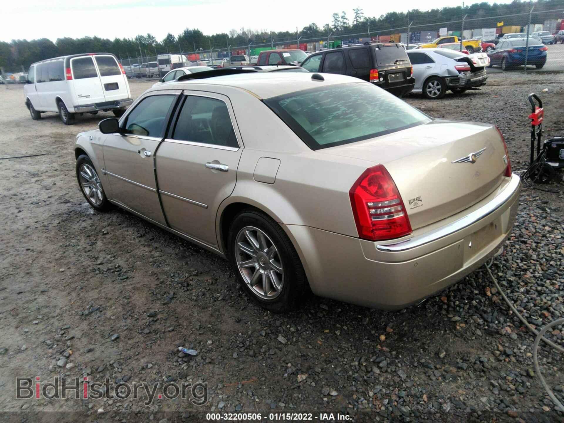 2006 CHRYSLER 300 - VIN: 2C3LA63H76H205595 - Фото 3