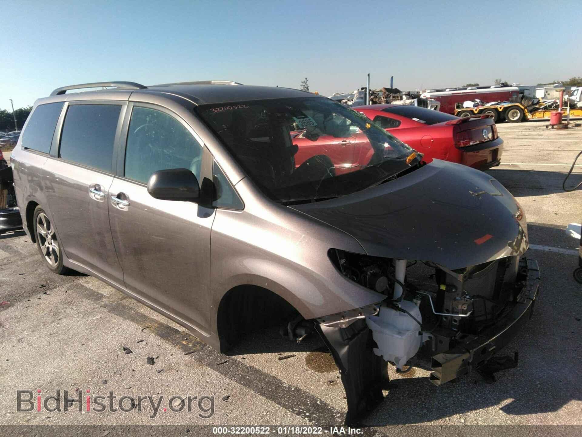 Фотография 5TDXZ3DC3LS063959 - TOYOTA SIENNA 2020