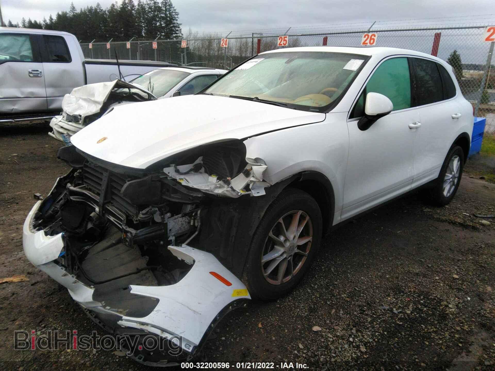 2016 PORSCHE CAYENNE - VIN: WP1AA2A22GLA10808 - Фото 2