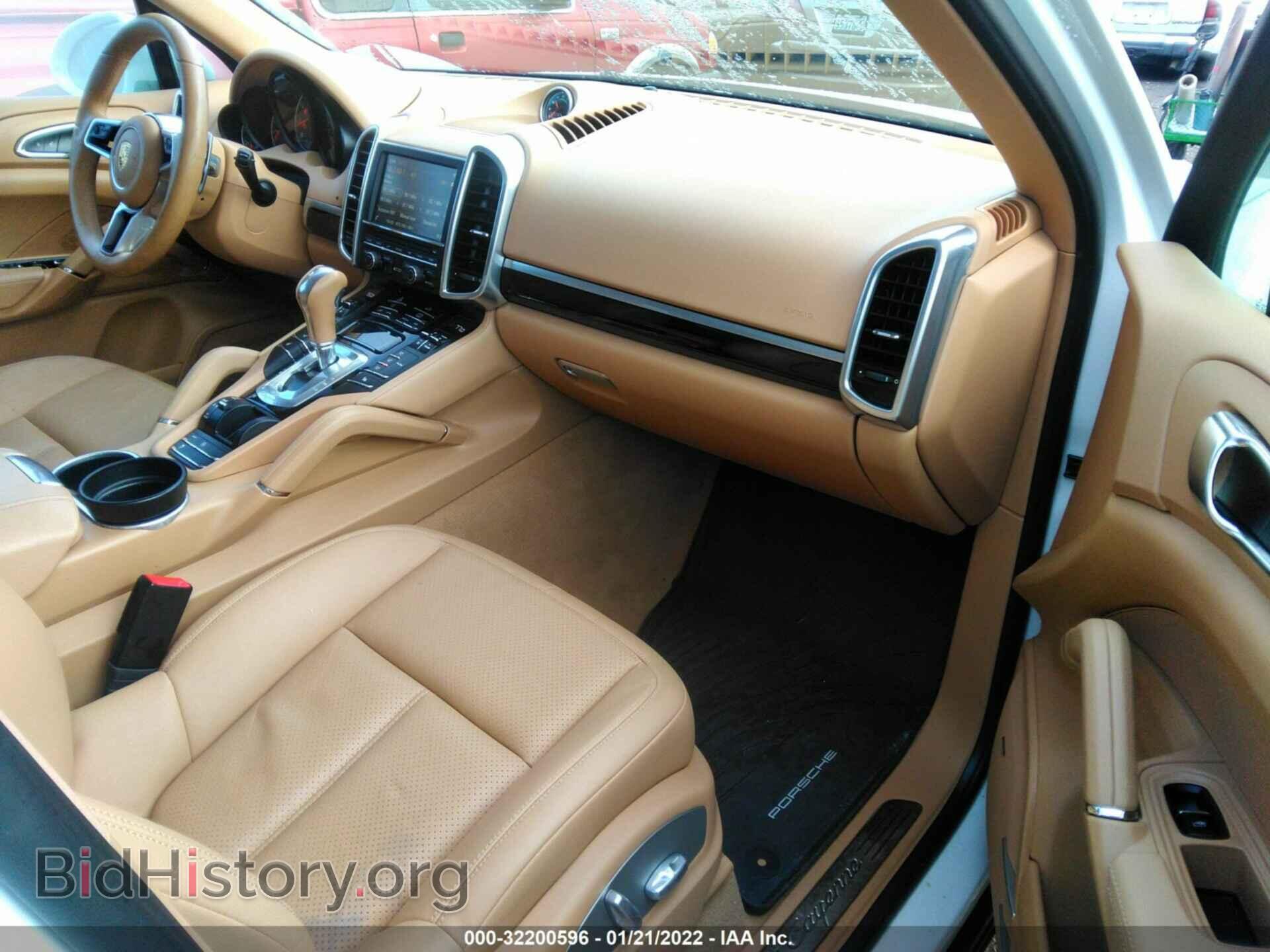 2016 PORSCHE CAYENNE - VIN: WP1AA2A22GLA10808 - Фото 5