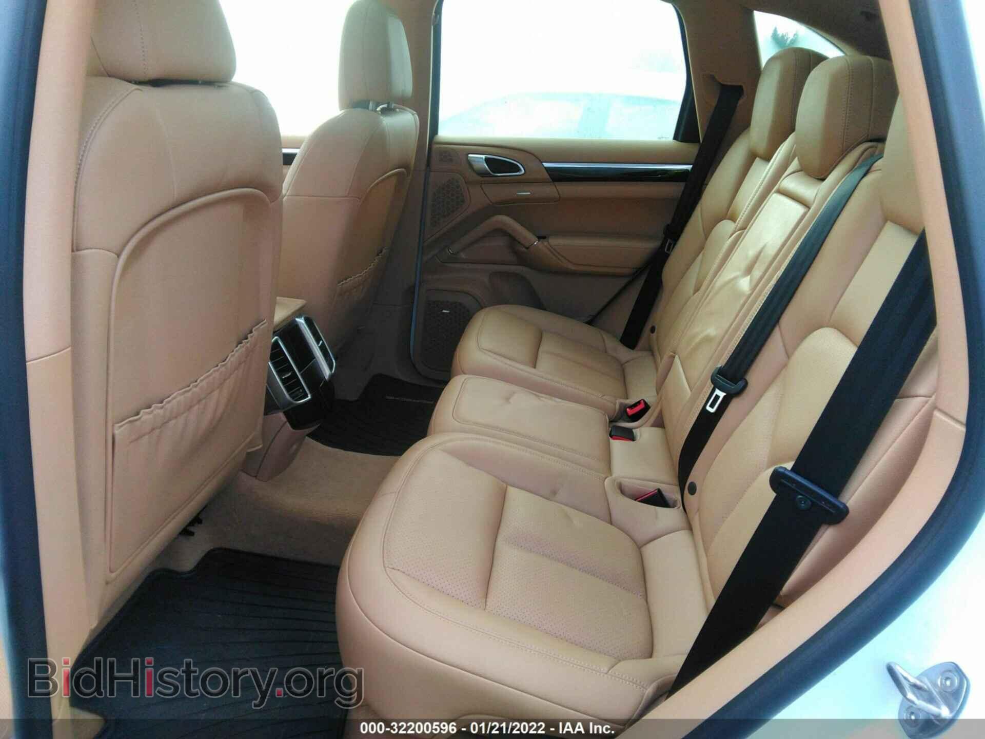 2016 PORSCHE CAYENNE - VIN: WP1AA2A22GLA10808 - Фото 8