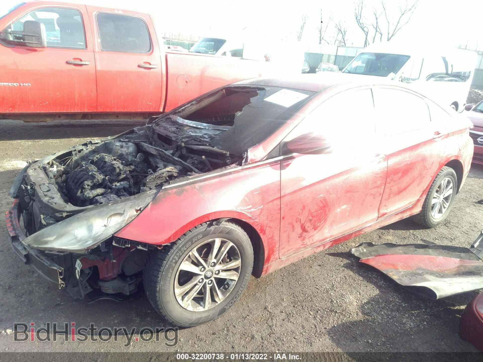 2011 HYUNDAI SONATA - VIN: 5NPEB4AC9BH091355 - Фото 2