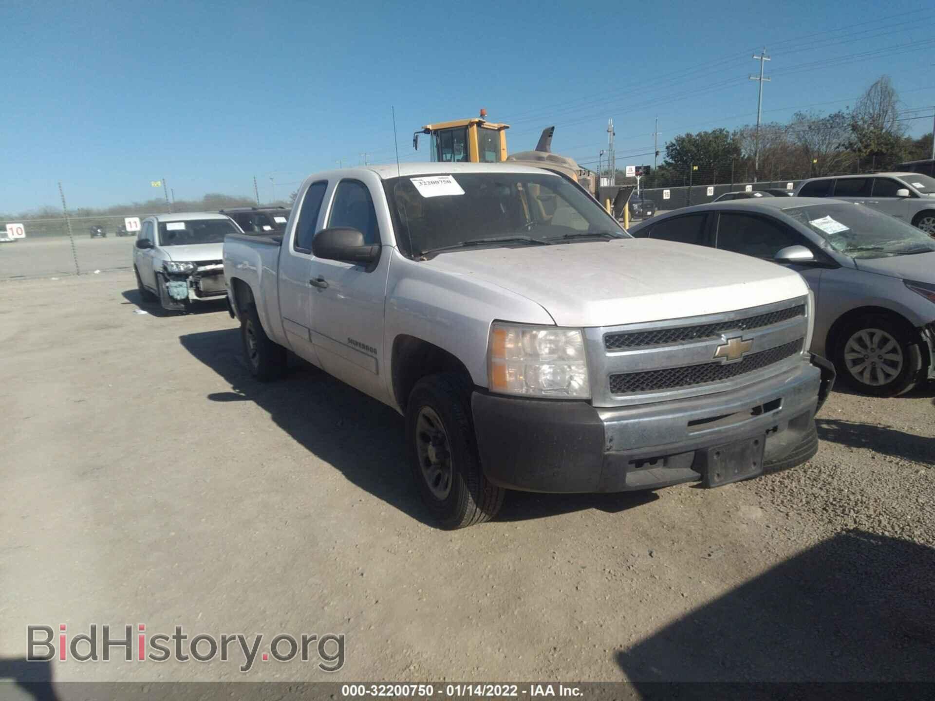 Photo 1GCRCSEA1BZ348206 - CHEVROLET SILVERADO 1500 2011