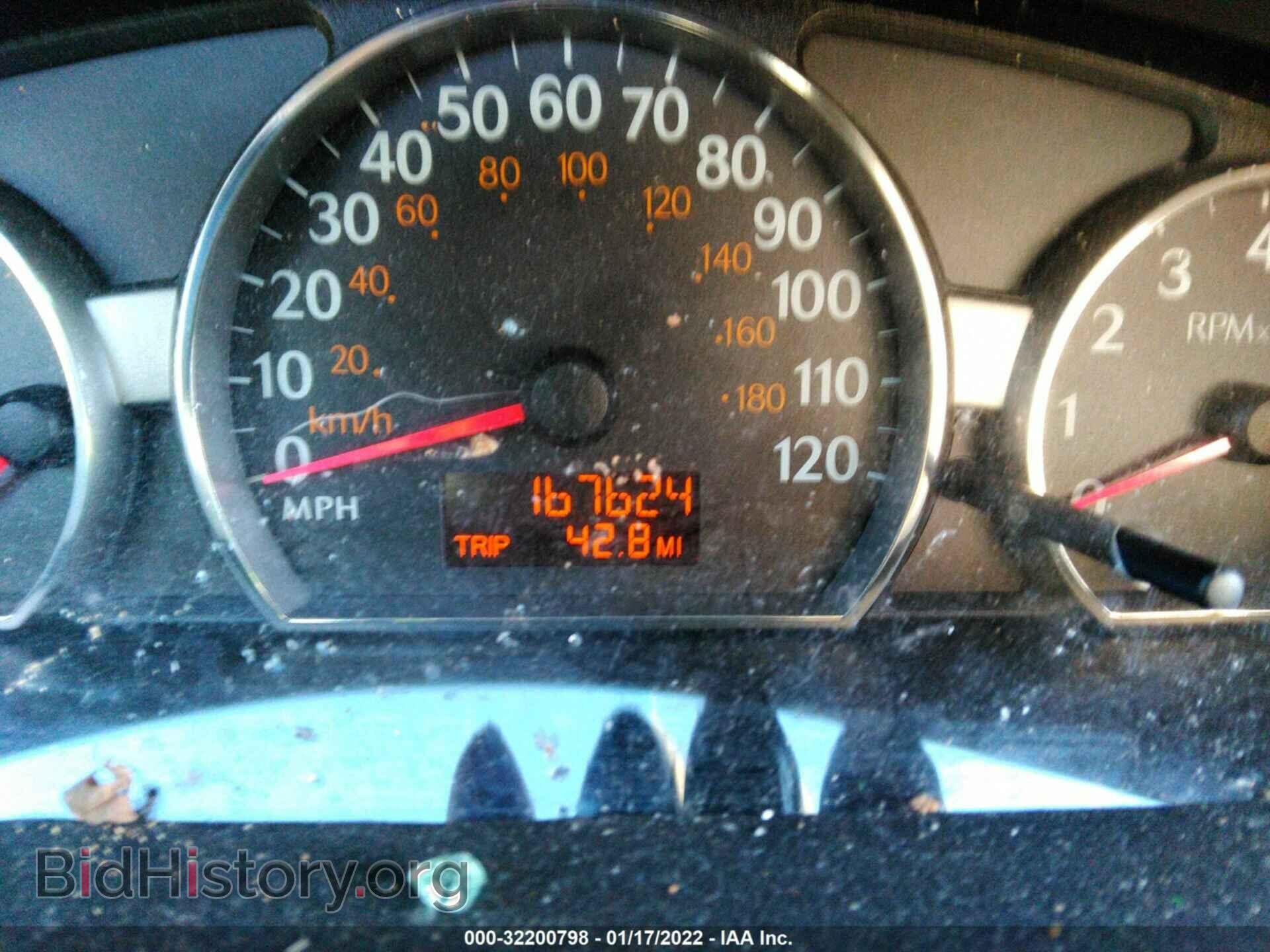 2006 SATURN ION - VIN: 1G8AM15F56Z111475 - Фото 7