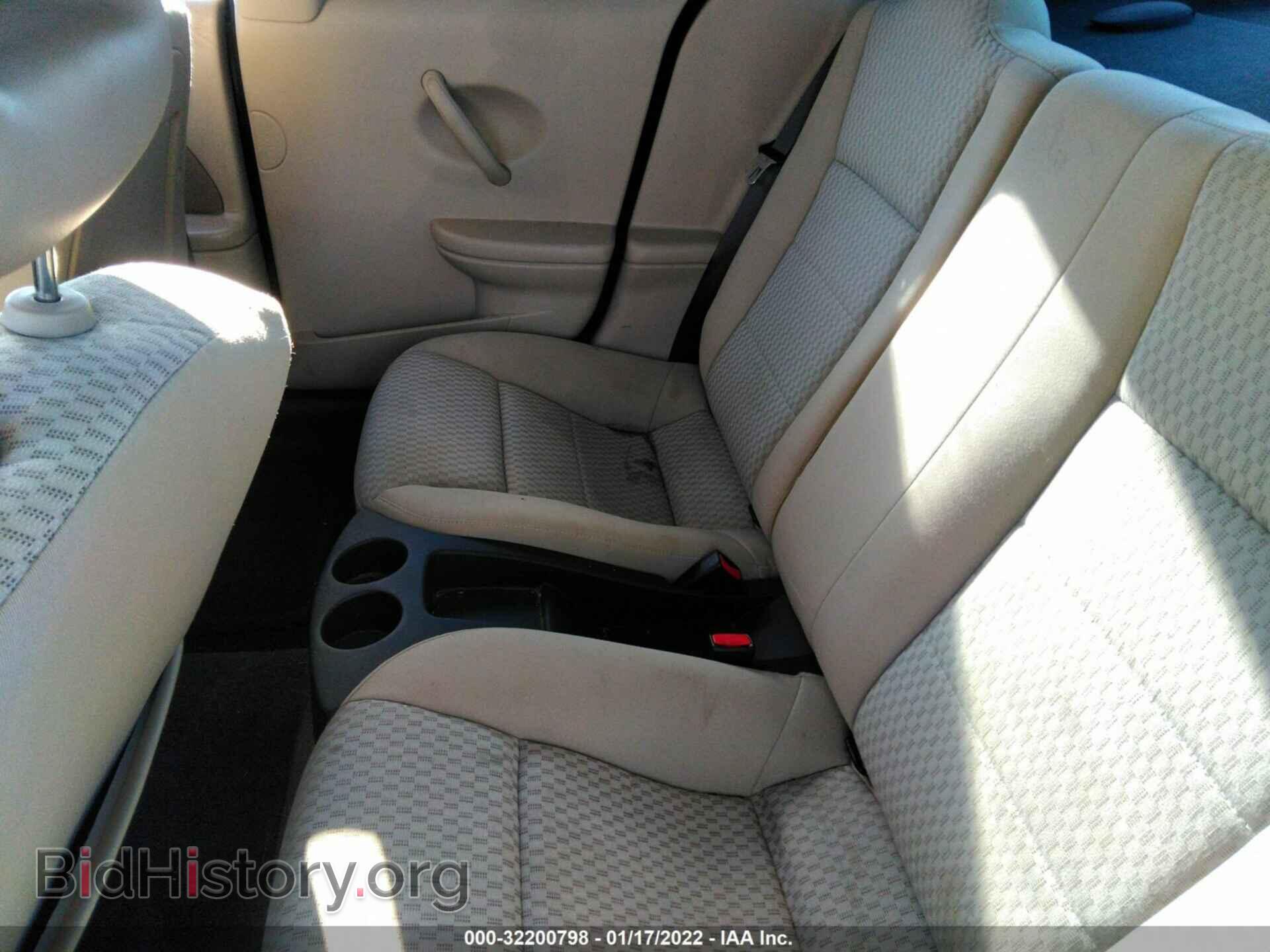 2006 SATURN ION - VIN: 1G8AM15F56Z111475 - Фото 8