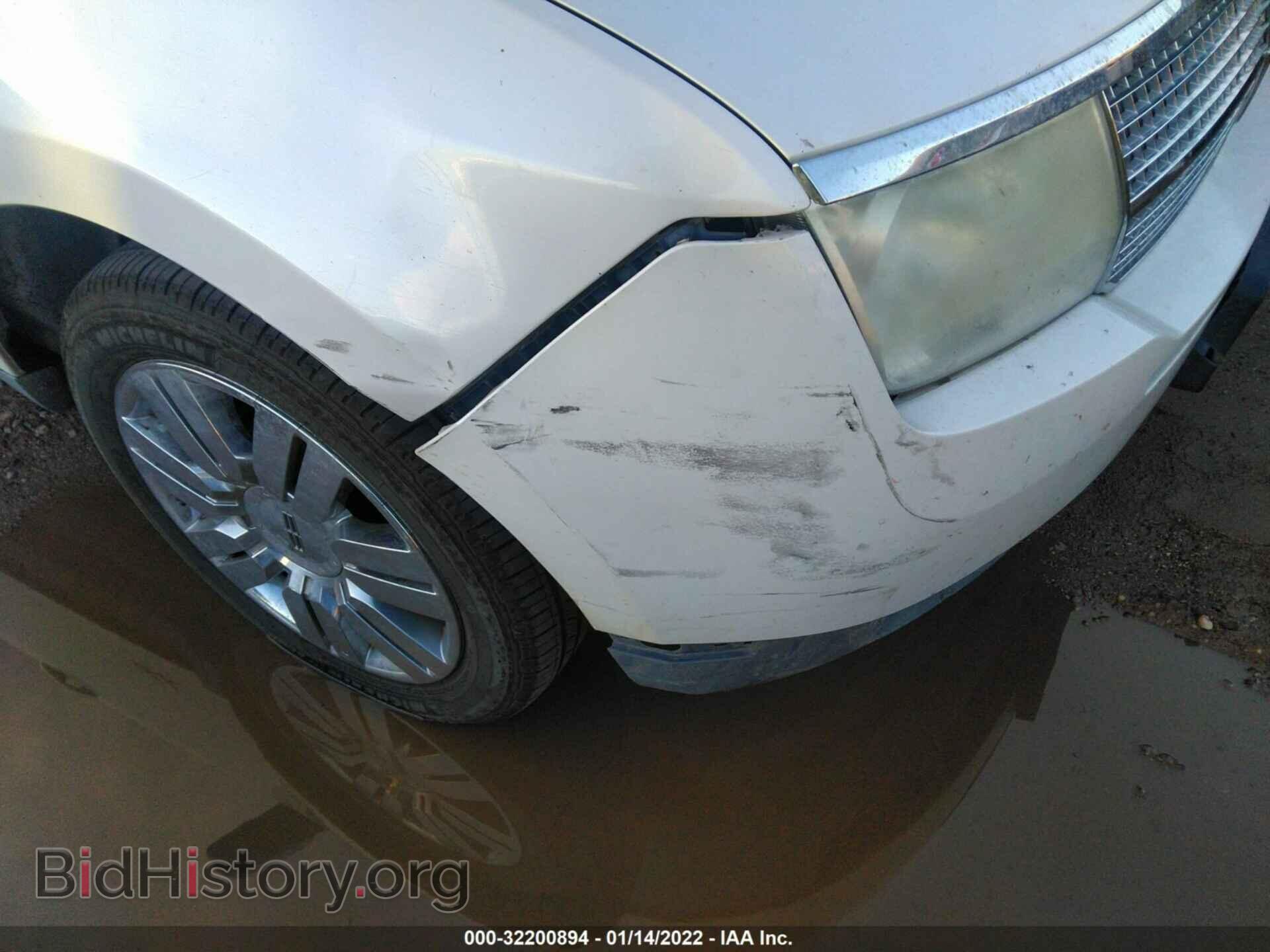 2009 LINCOLN MKX - VIN: 2LMDU68C19BJ04872 - Photo 6