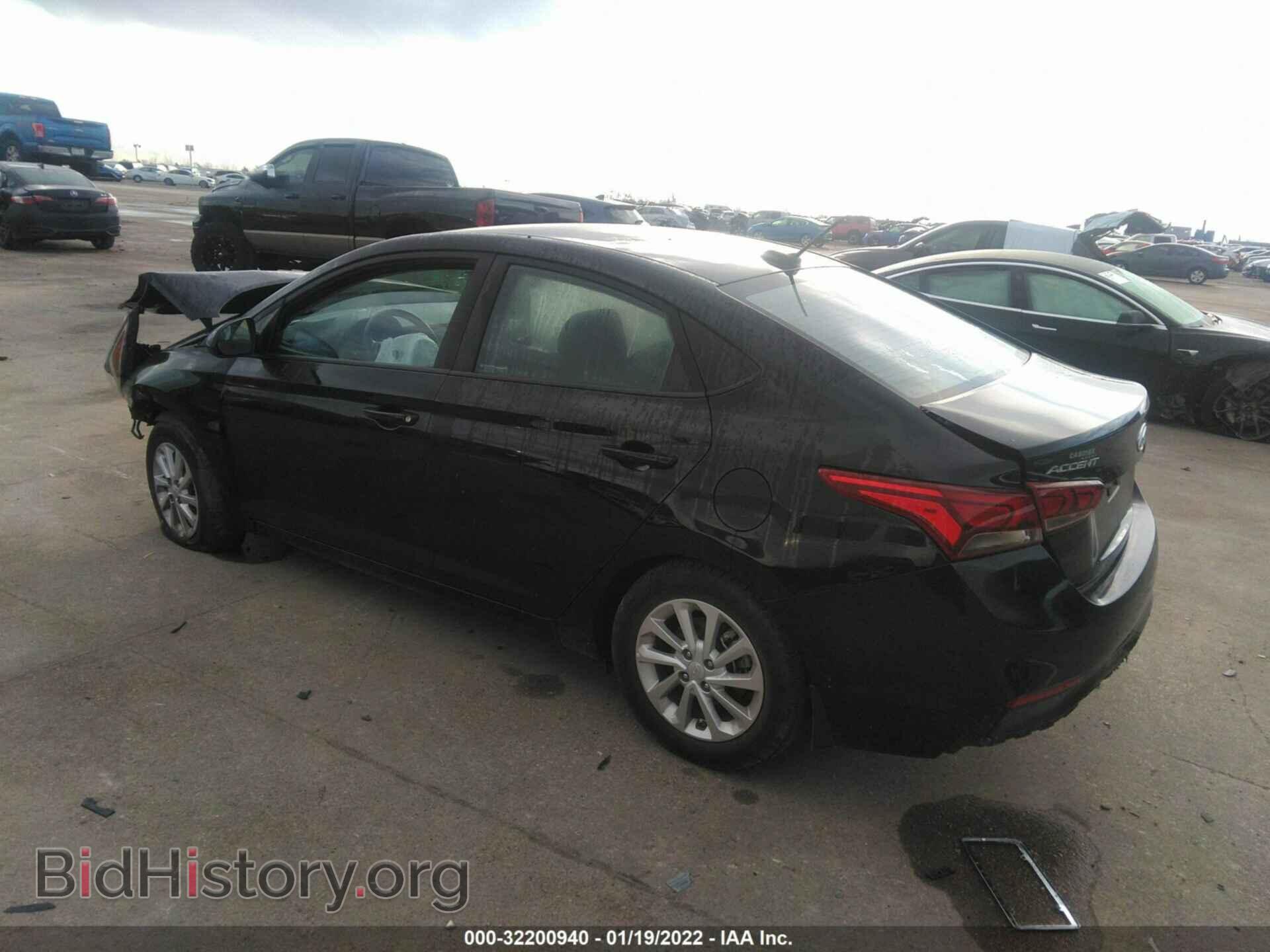 2018 HYUNDAI ACCENT - VIN: 3KPC24A31JE030852 - Фото 3