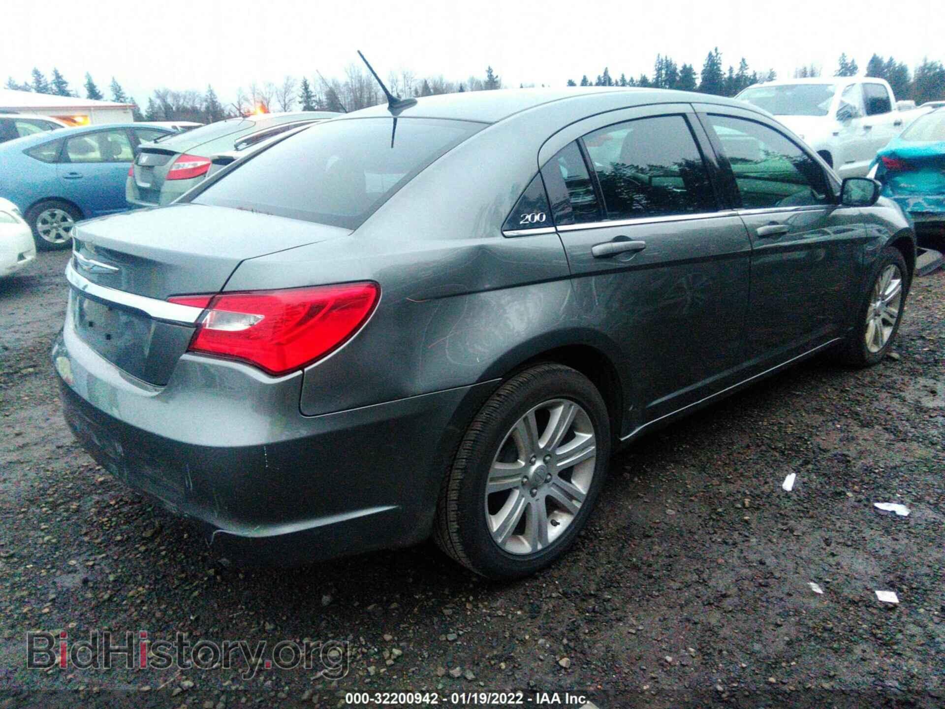 2012 CHRYSLER 200 - VIN: 1C3CCBBB5CN129572 - Фото 4