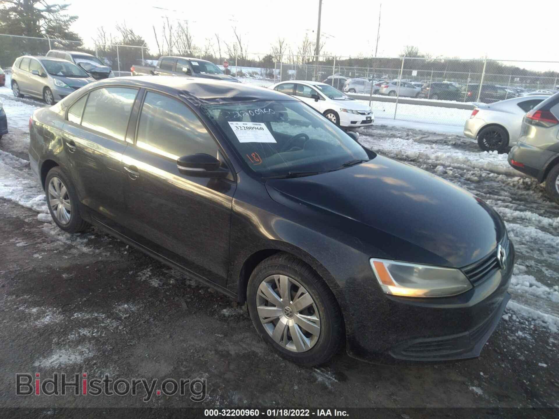 Photo 3VWD17AJ4EM392657 - VOLKSWAGEN JETTA SEDAN 2014
