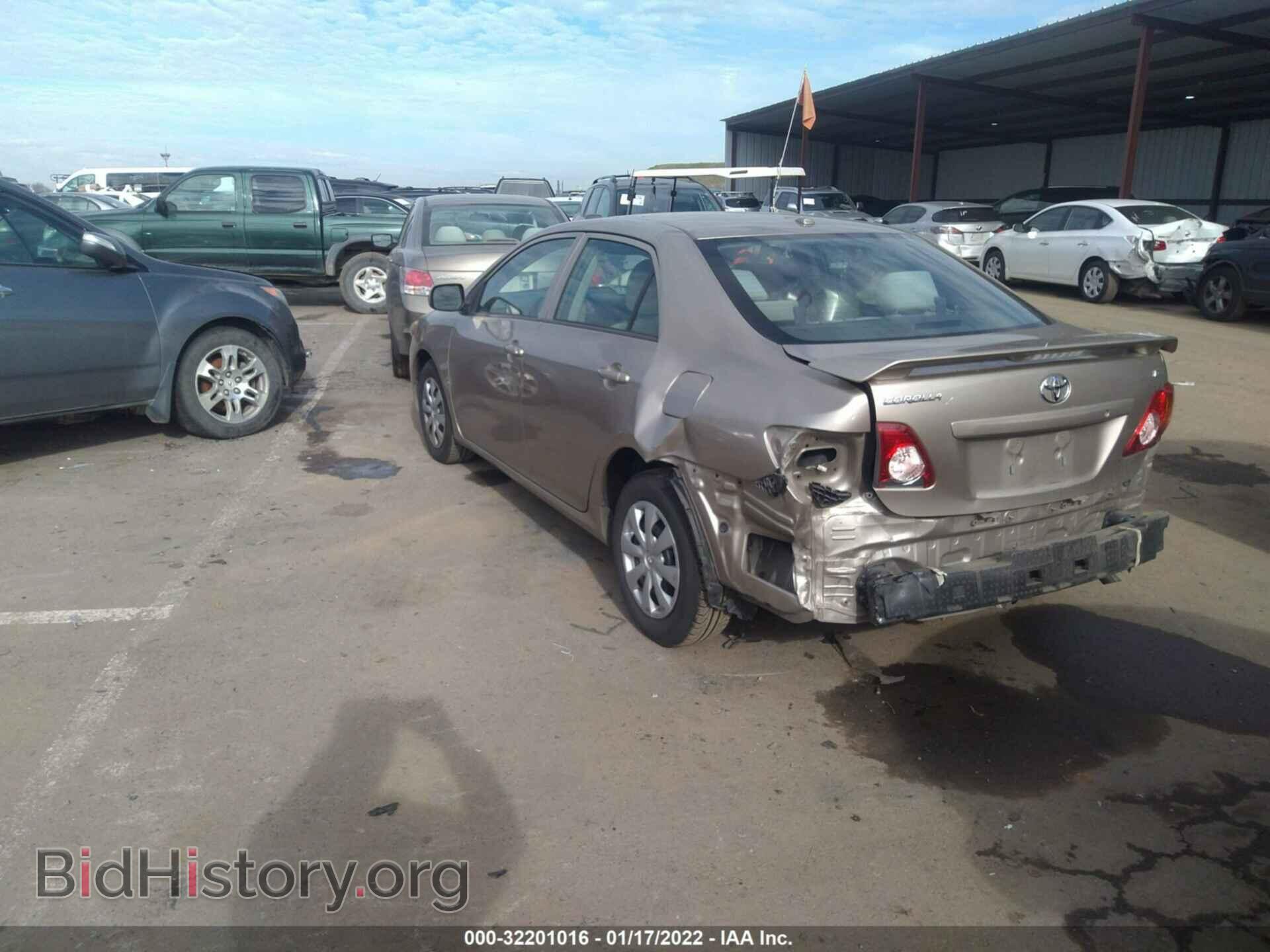 2010 TOYOTA COROLLA - VIN: 1NXBU4EEXAZ323650 - Фото 3