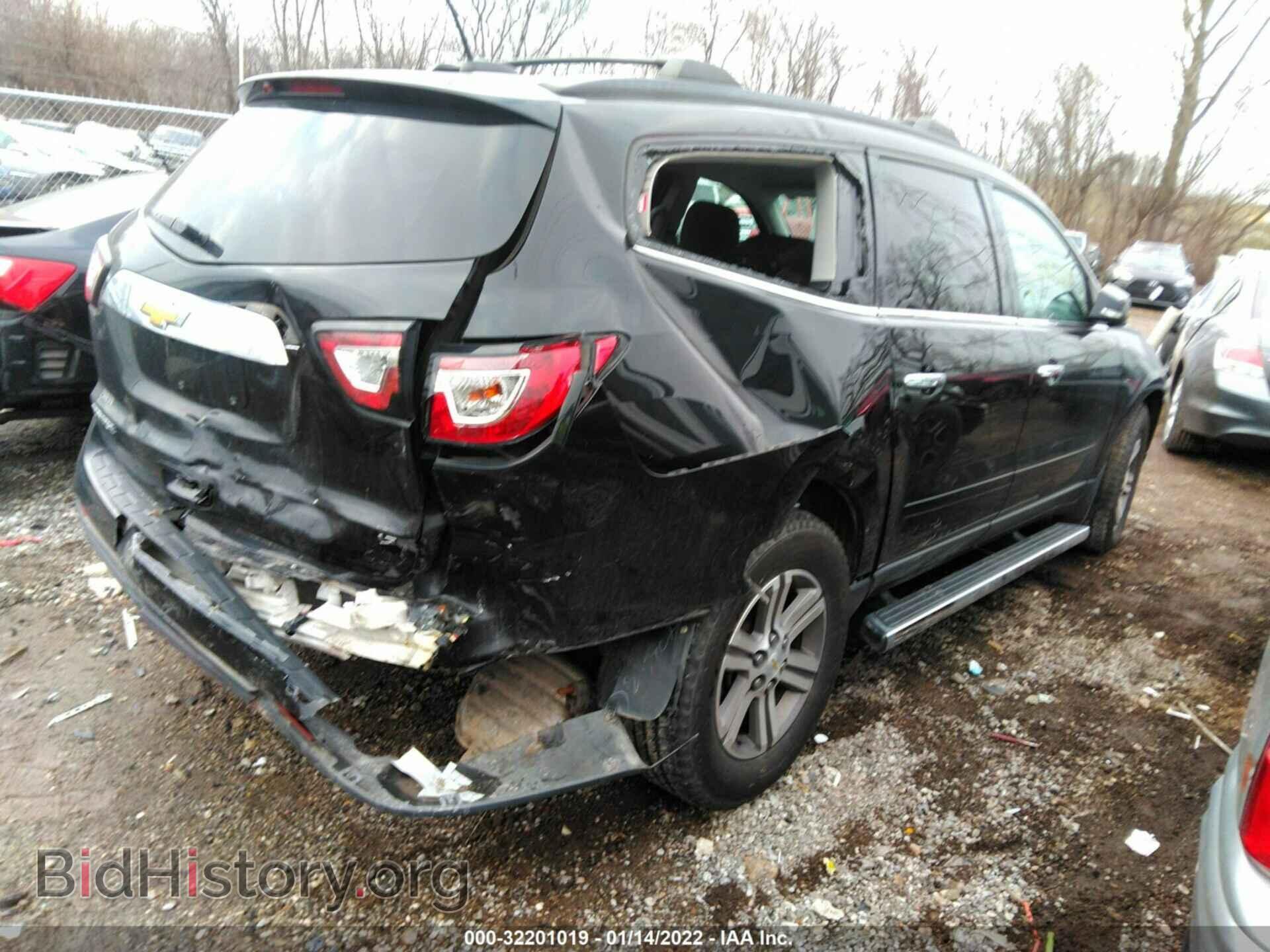 2017 CHEVROLET TRAVERSE - VIN: 1GNKRGKD9HJ146076 - Фото 4