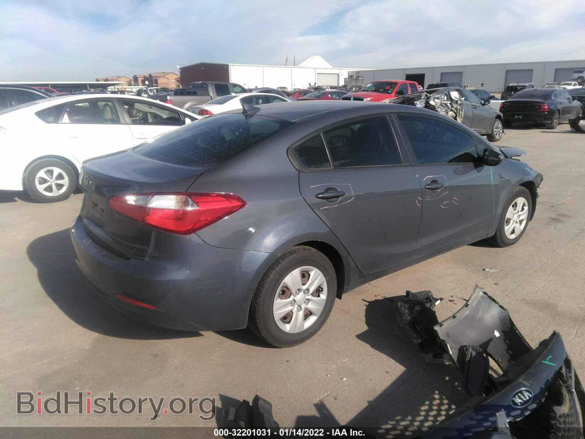 2016 KIA FORTE - VIN: KNAFX4A66G5496836 - Фото 4