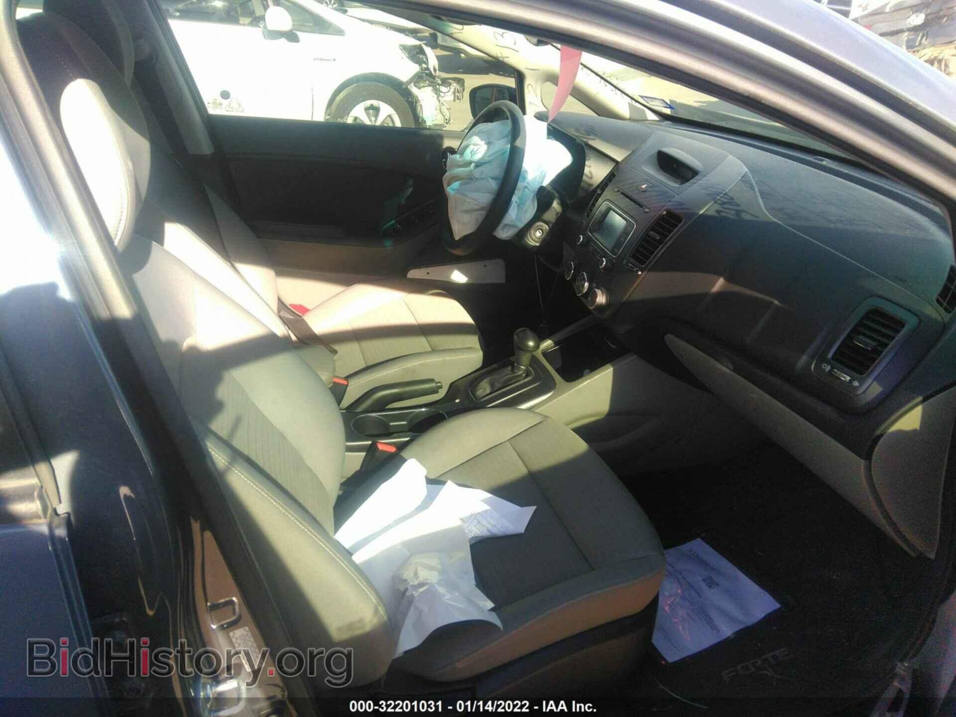 2016 KIA FORTE - VIN: KNAFX4A66G5496836 - Фото 5