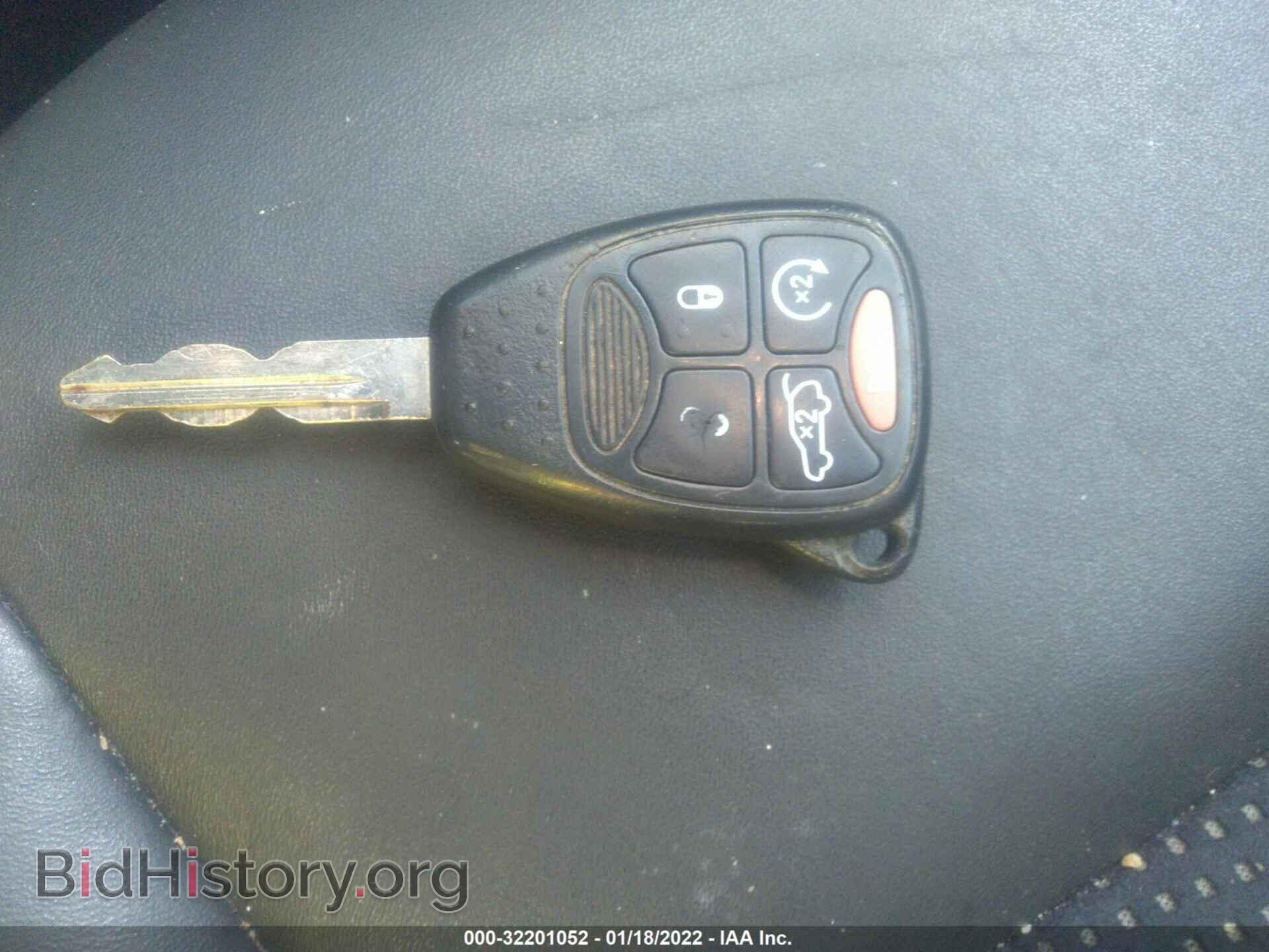 2011 CHRYSLER 200 - VIN: 1C3BC8FGXBN612168 - Фото 11